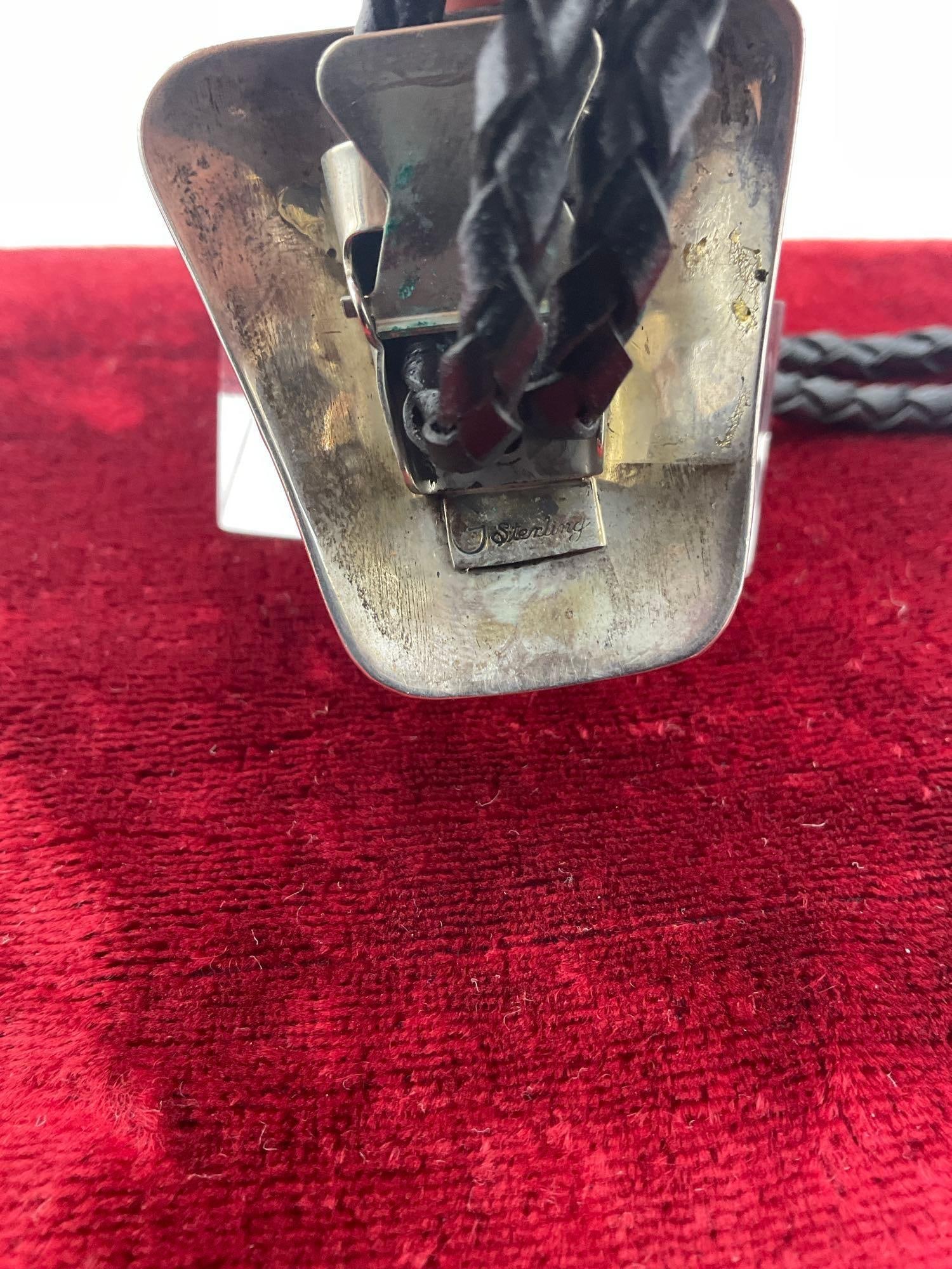 Sterling silver vintage Native American Bear motif bolo tie signed "G" Sterling - 4