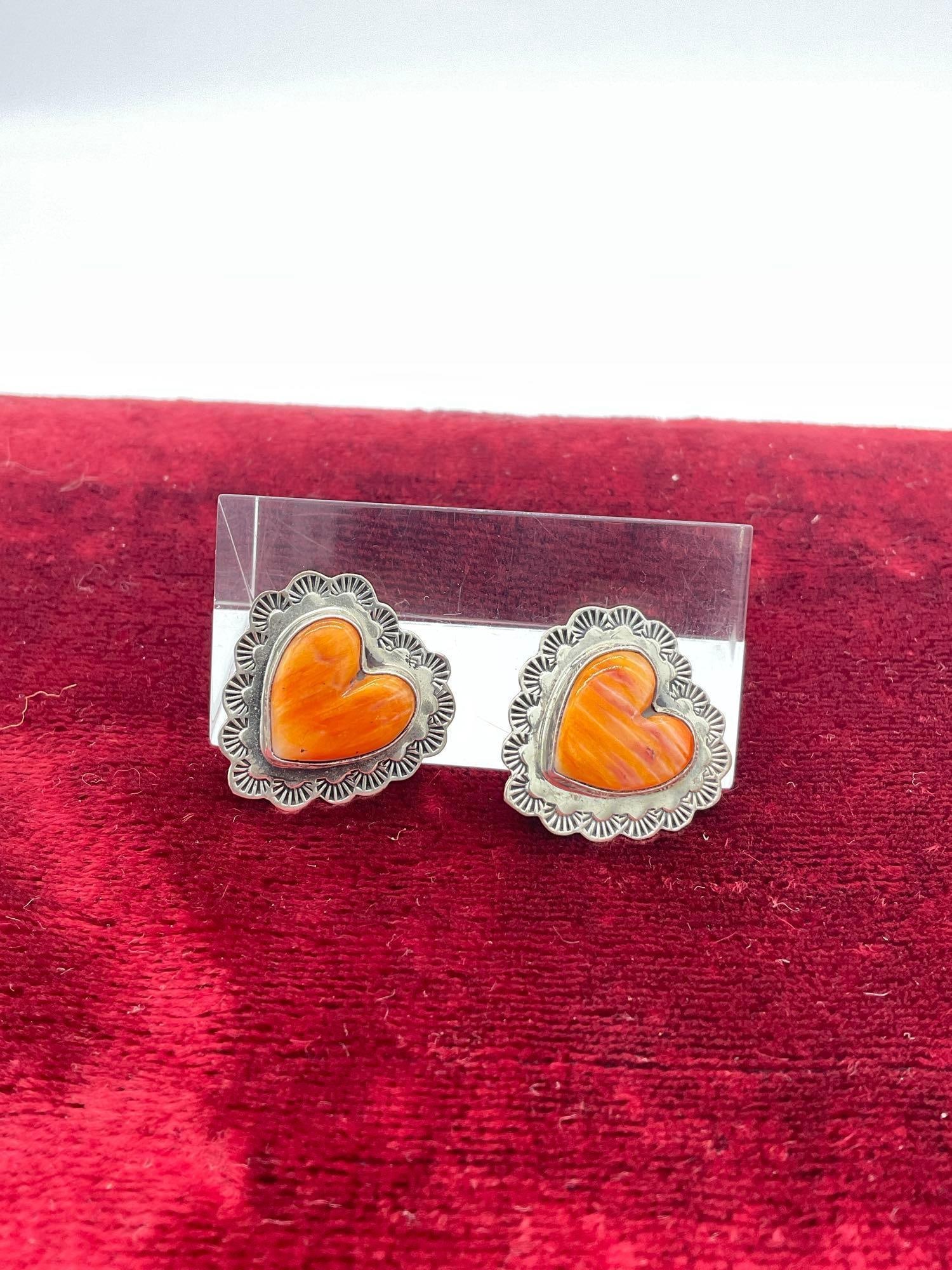 Pair of vtg. Native American spiny oyster shell heart shaped silver earrings signed I P Sterling: Jc-5320 