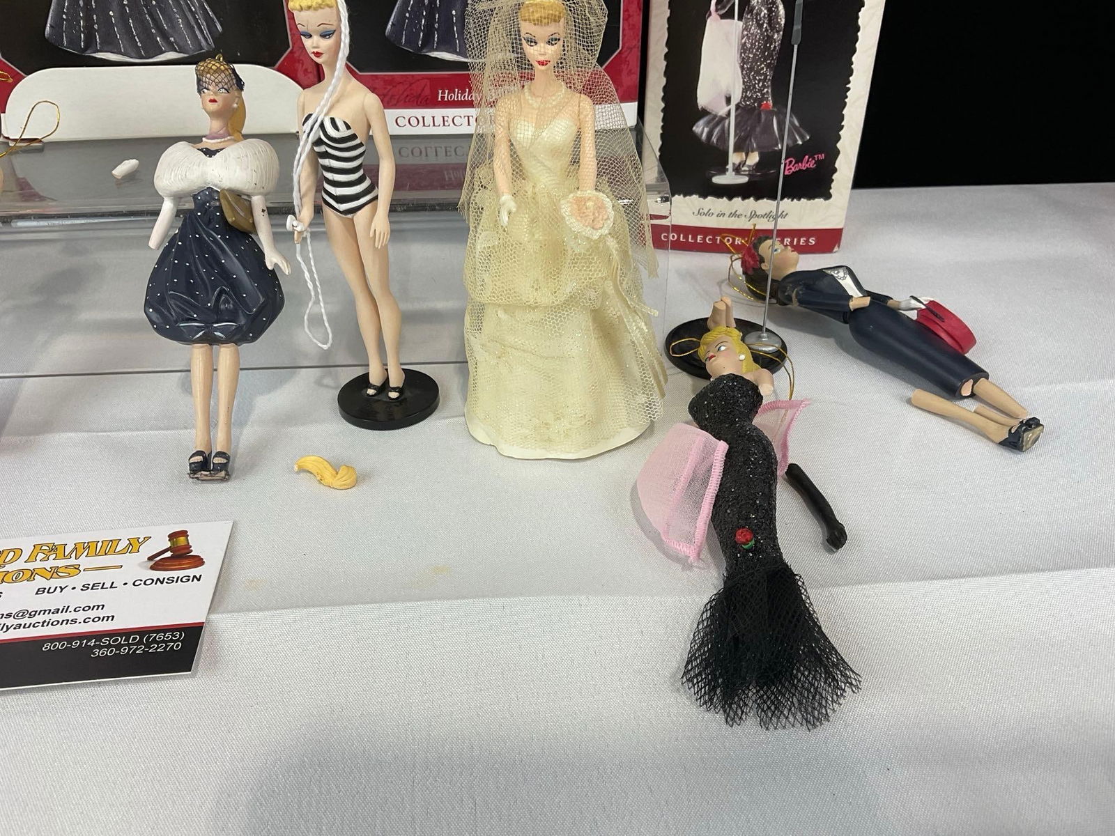 18 Barbie Christmas Ornaments, 7 w/ damage, & 10 w/box, Keepsake Ornaments & Hallmark - 3