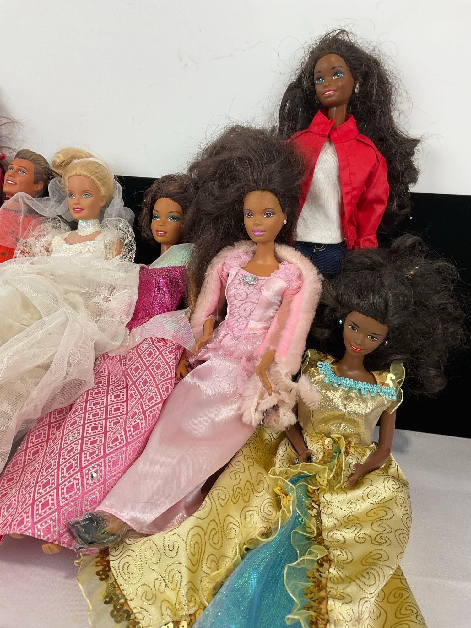 Set of 12 Barbie & Ken Dolls, from the 1990s-2000s, and more - 4