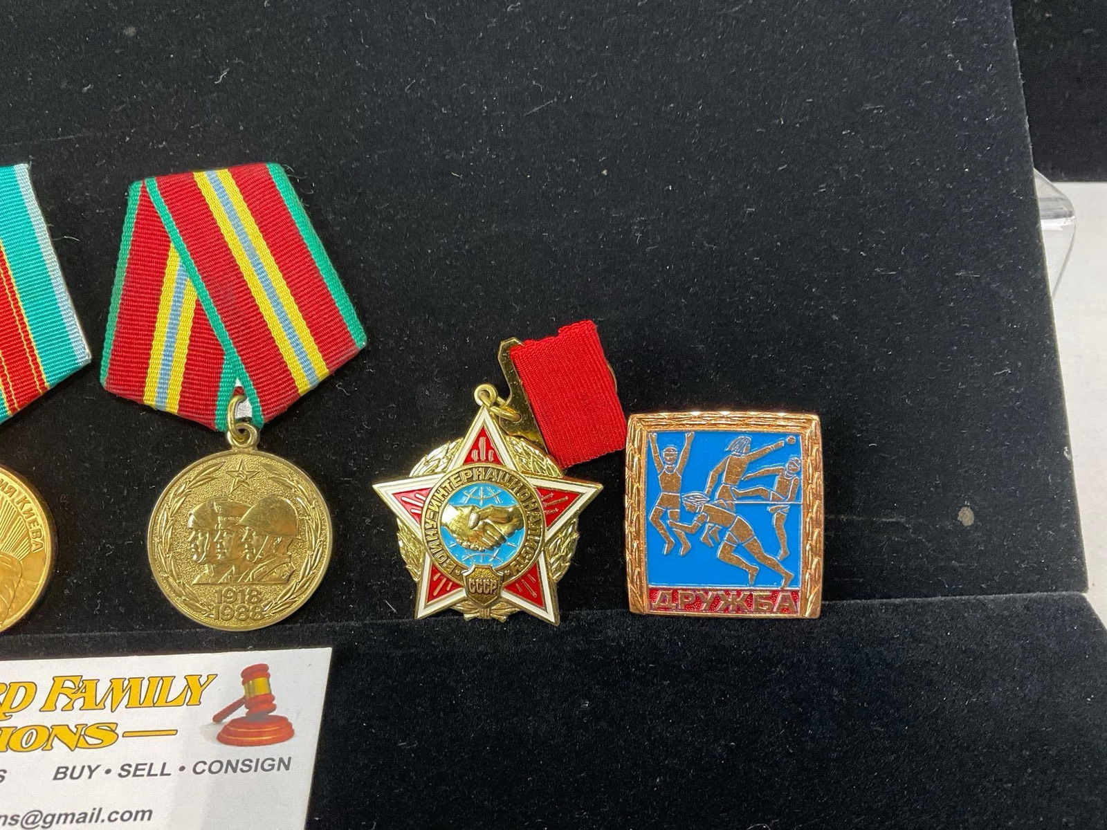 Soviet USSR Hat Badge, Armed Forces 2nd Cl, Honorary Badge, USSR-GDR Friendship Badge & 1500 Anni... - 3