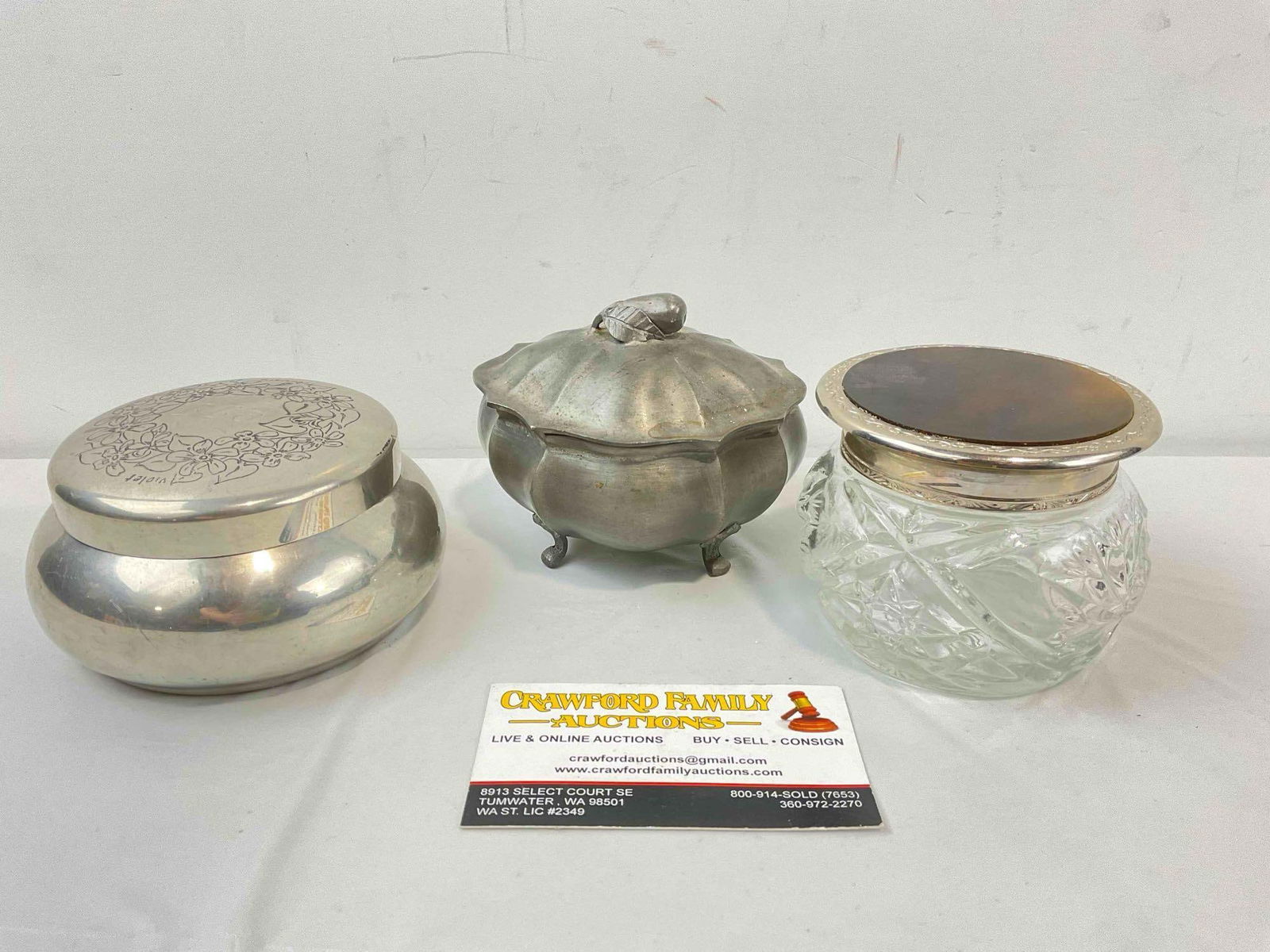 3 pcs Vintage Dresser Boxes, 2x Pewter & 1x Cut Glass. Very Good Condition. See pics. - 4