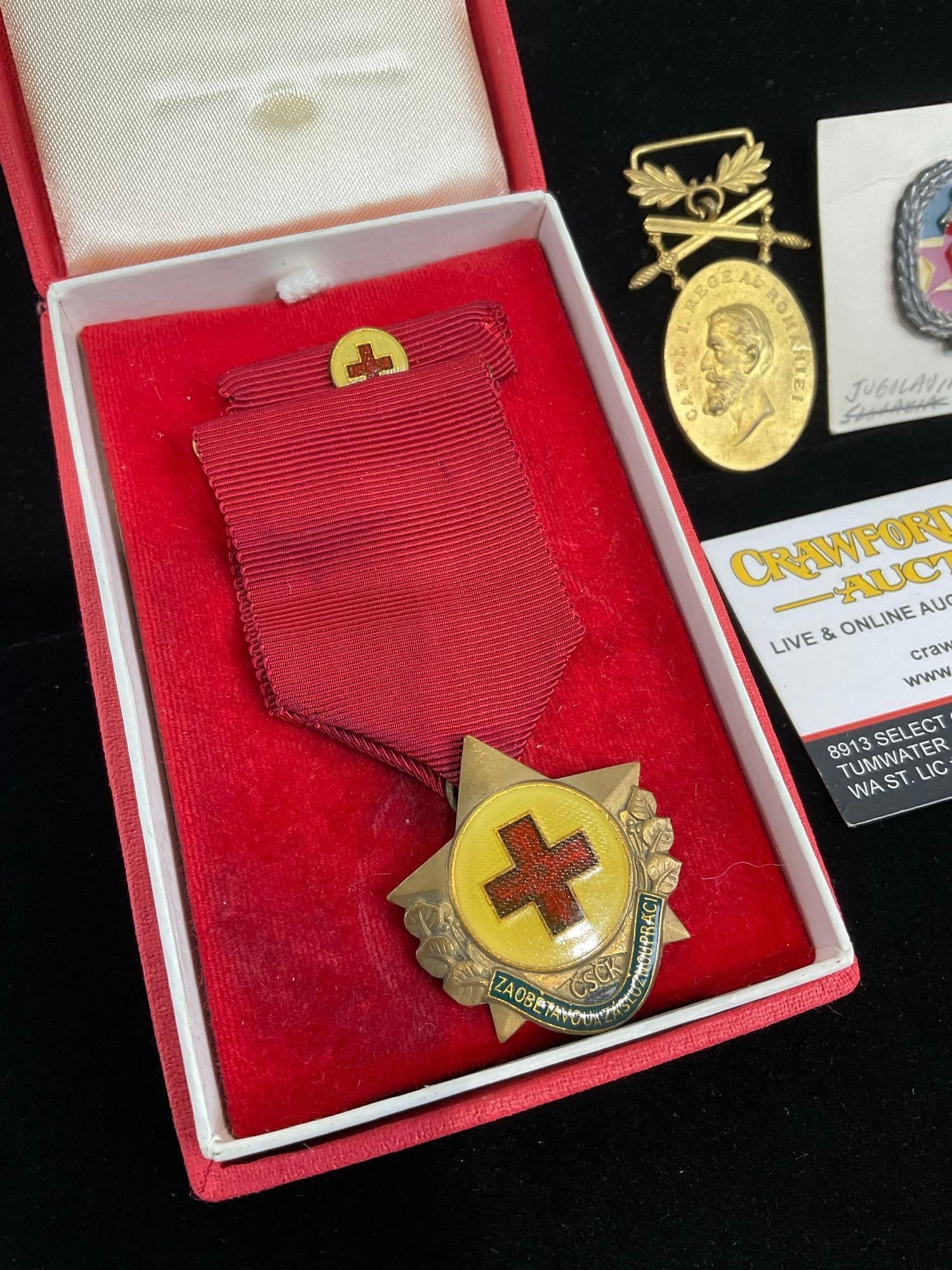 Yugoslavia Frontline Inf Badge, Romanian Carol I Medal & Czech Red Cross Medal Long Service - 2