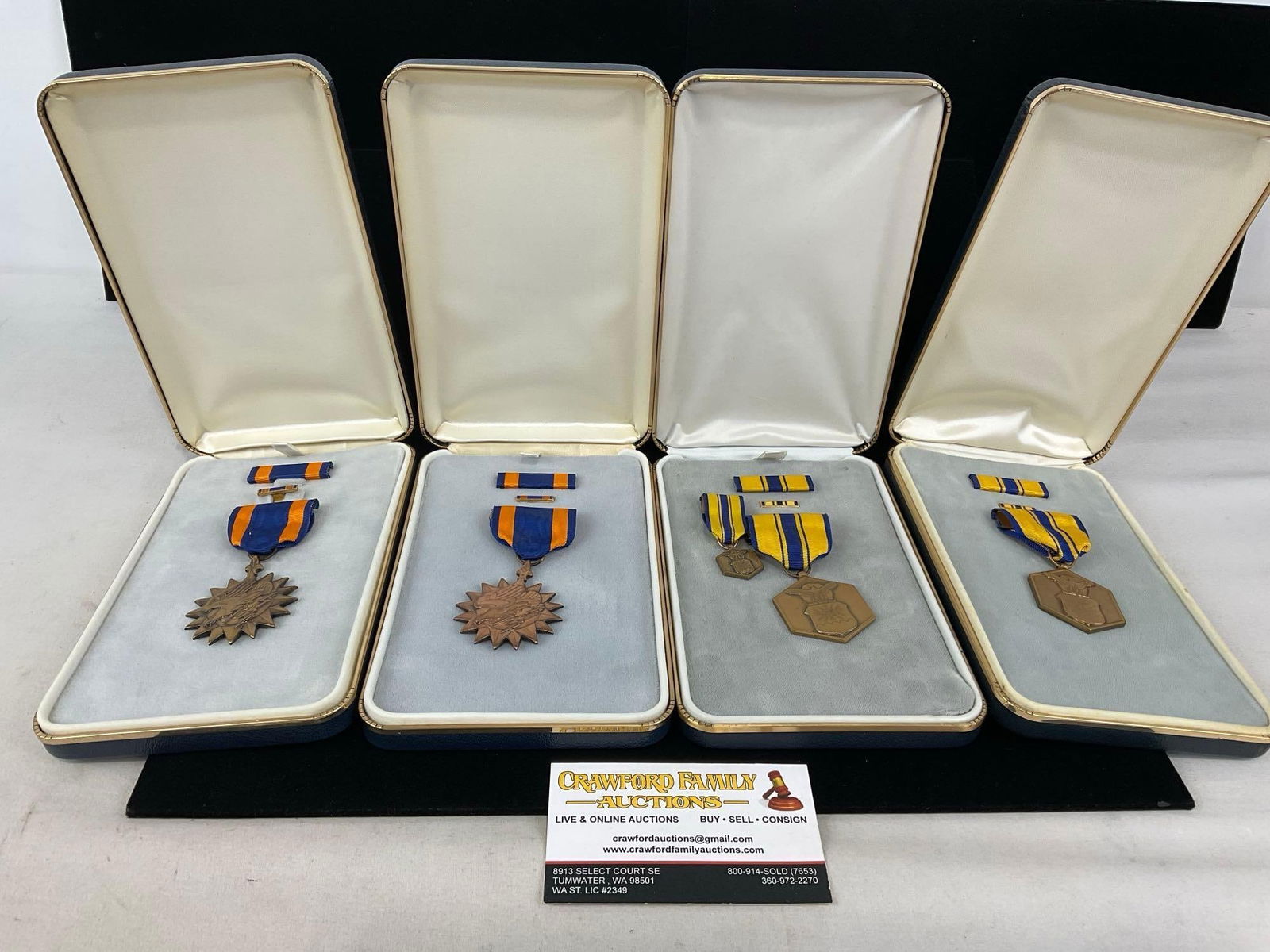 4 United States Medals, in Cases, 2x Air Medals & 2x Air Force Commendation Medals (1 of 5)