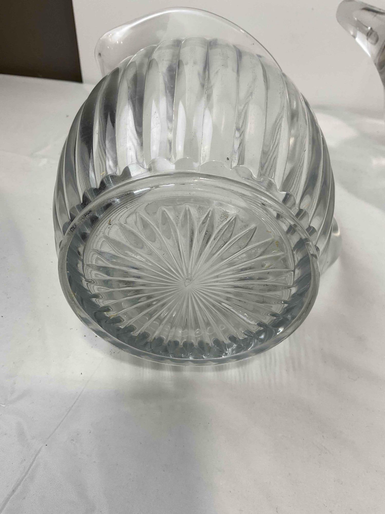 3 pcs Vintage Clear Glass Water Pitchers. Very Good Condition. Measures 9" x 5" x 9" See pics. - 6