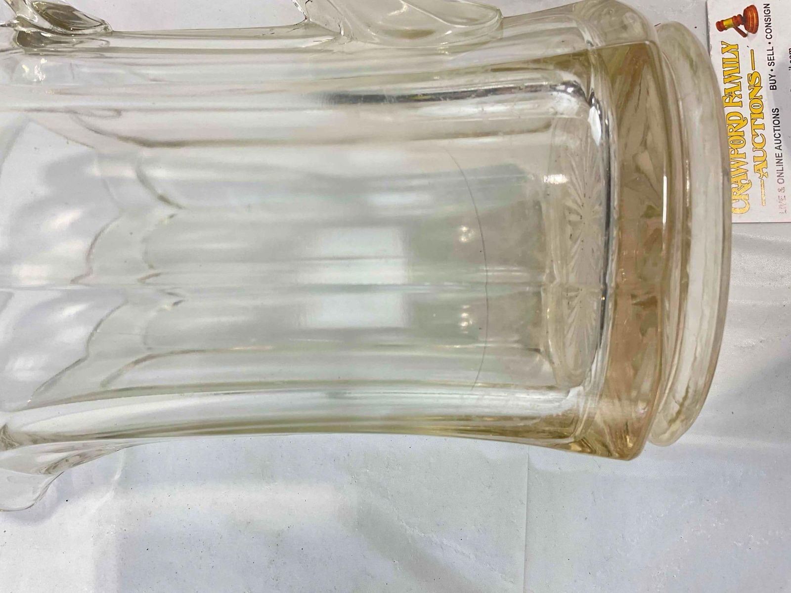 4 pcs Vintage Clear Glass Water Pitchers. Very Good Condition. Measures 8" x 5" x 8" see pics. - 5