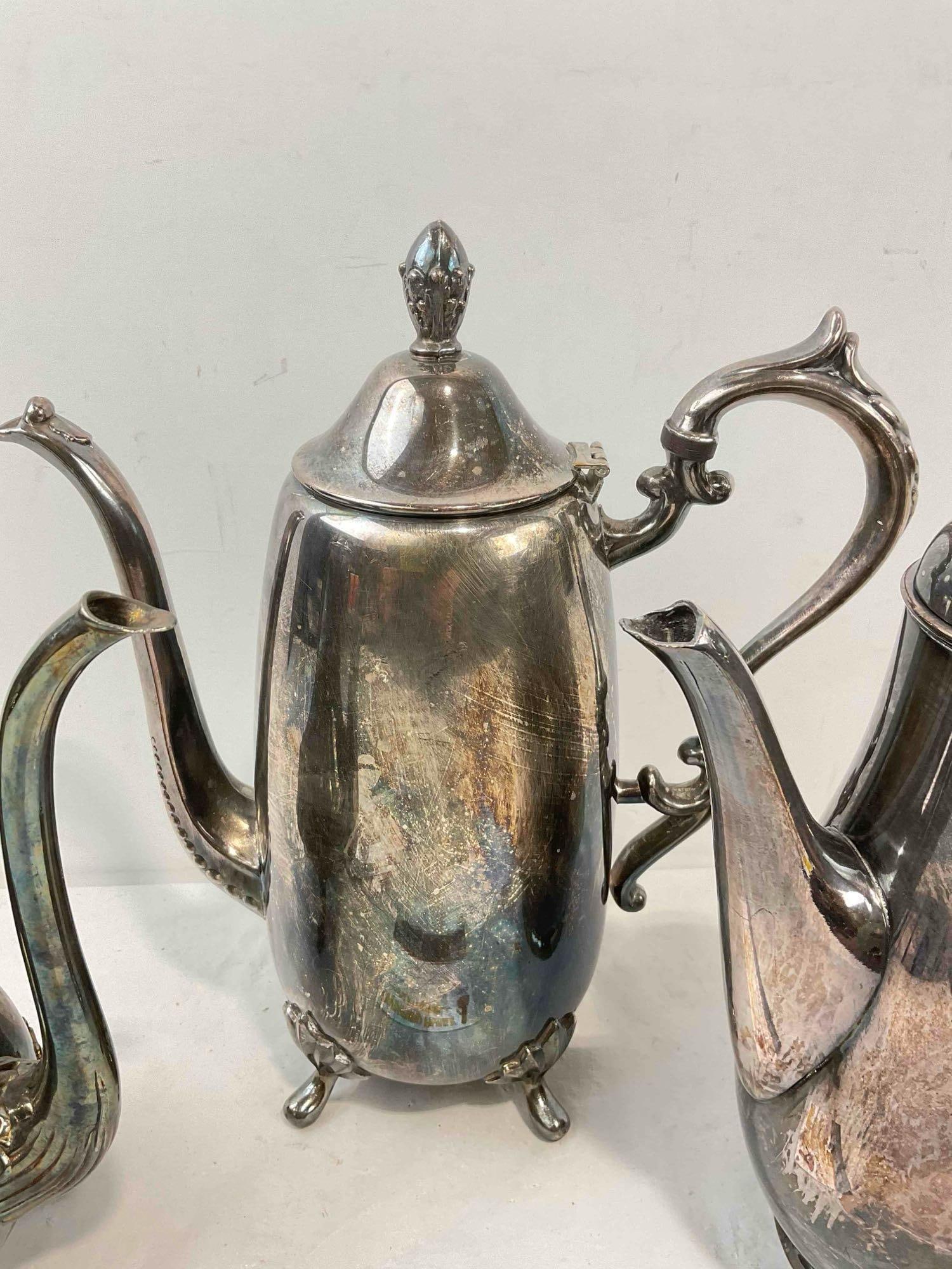 3 pcs Vintage Silver Plated Tea Pots, incl. 5th Ave Co., Meriden & Wilcox. Very Good Condition. - 4