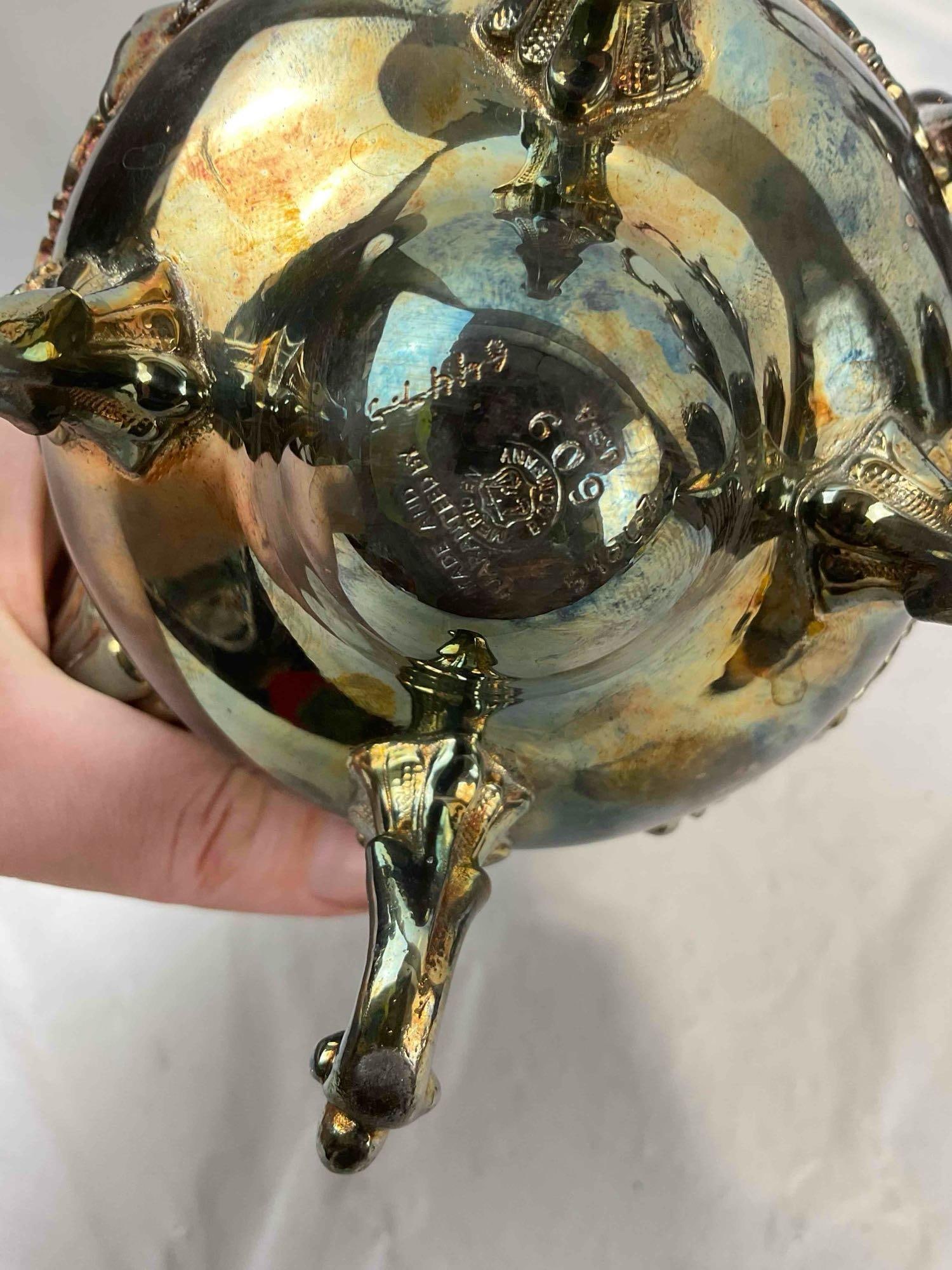 3 pcs Vintage Silver Plated Tea Pots, incl. 5th Ave Co., Meriden & Wilcox. Very Good Condition. - 9