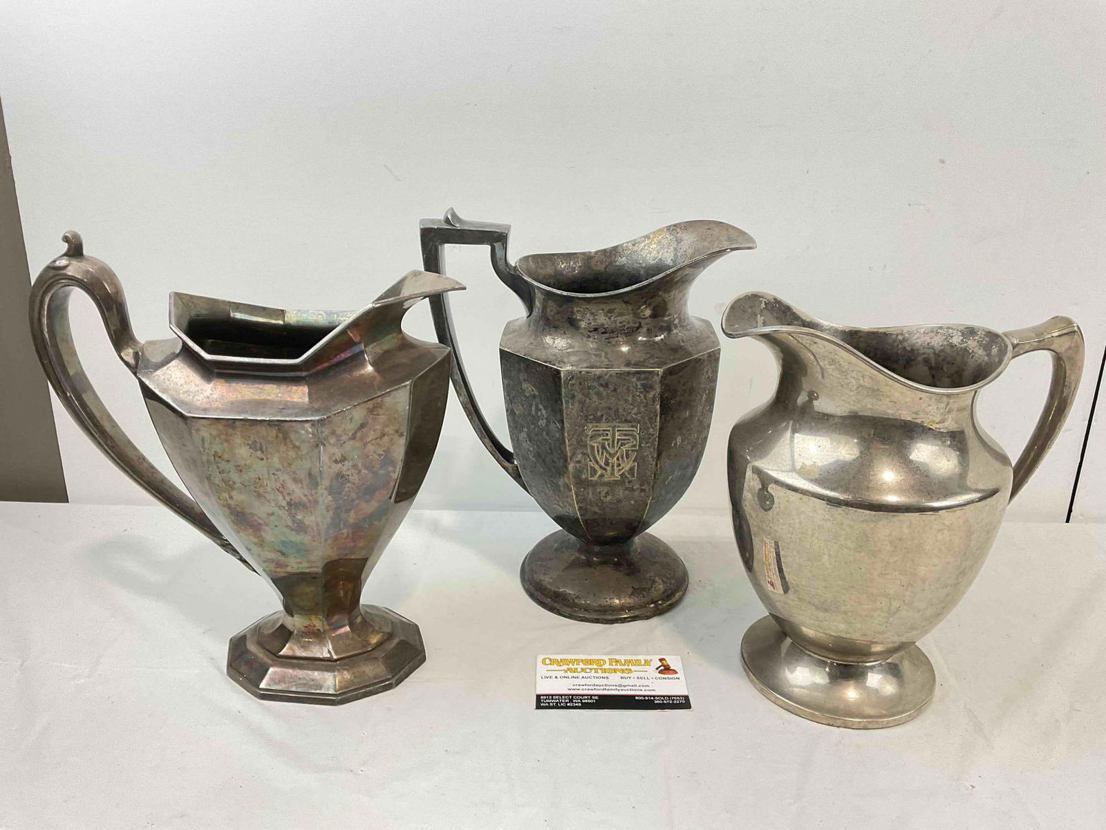 3 pcs Vintage Silver Plated Water Pitchers, incl. 1x Reed and Barton & 1x Sheffield. See pics. (1 of 11)