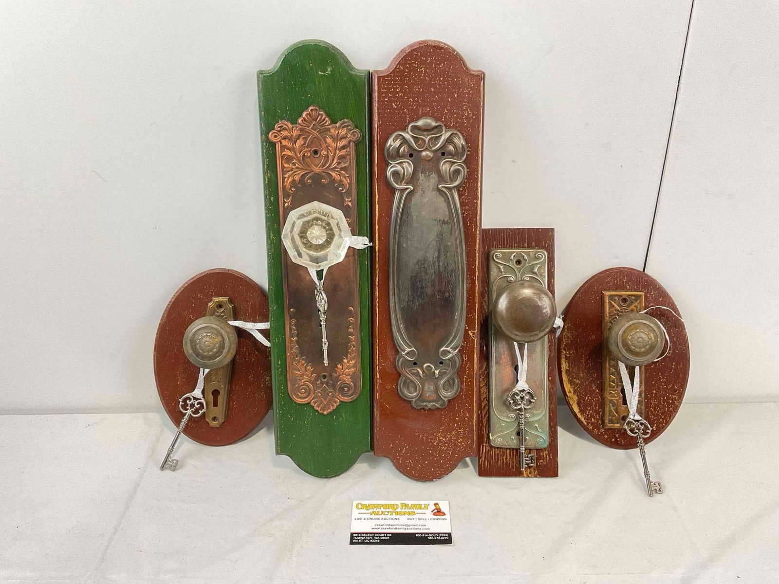5 pcs Antique Art Nouveau Style Door Knobs w/ Plates on Wooden Plaques. Very Good Condition.: 5 pcs Antique Art Nouveau Style Door Knobs w/ Plates on Wooden Plaques. Very Good Condition. Minor wear indicative of age, keys are decorative, condition is otherwise very good. Largest measures 4" x