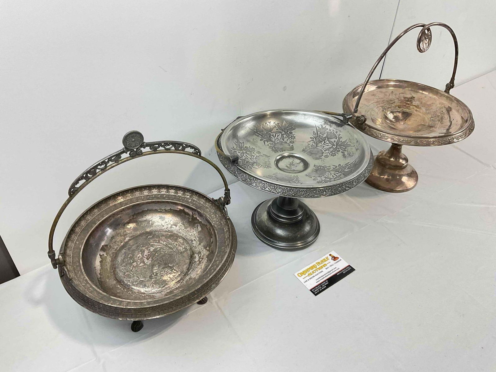 3 pcs Antique Silver Plated Bride Baskets, incl. Reed & Barton and Hall, Elton & Co. See pics. - 3