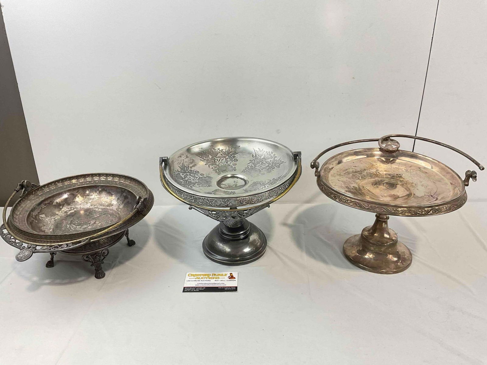 3 pcs Antique Silver Plated Bride Baskets, incl. Reed & Barton and Hall, Elton & Co. See pics. - 7