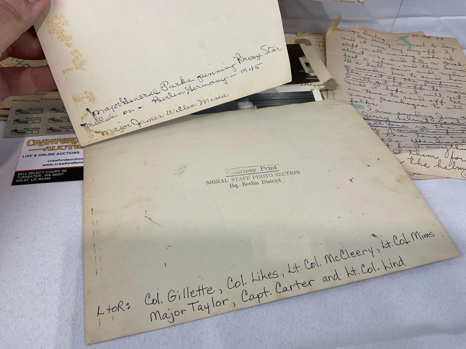 Vintage 1945 post-WWII Coming Home Photos, & 7 no.3 & no.4 War Ration Books - 4