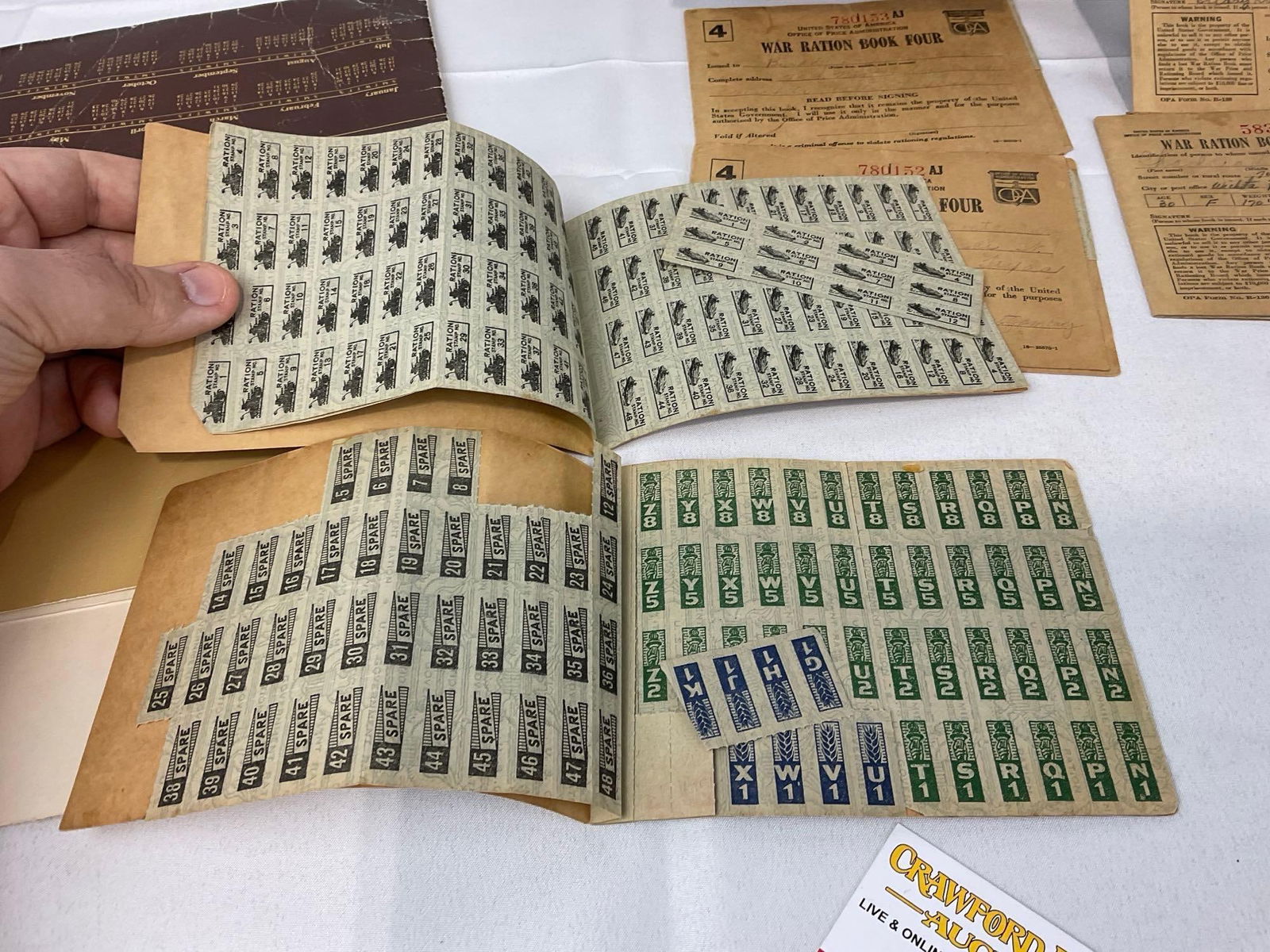 Vintage 1945 post-WWII Coming Home Photos, & 7 no.3 & no.4 War Ration Books - 7