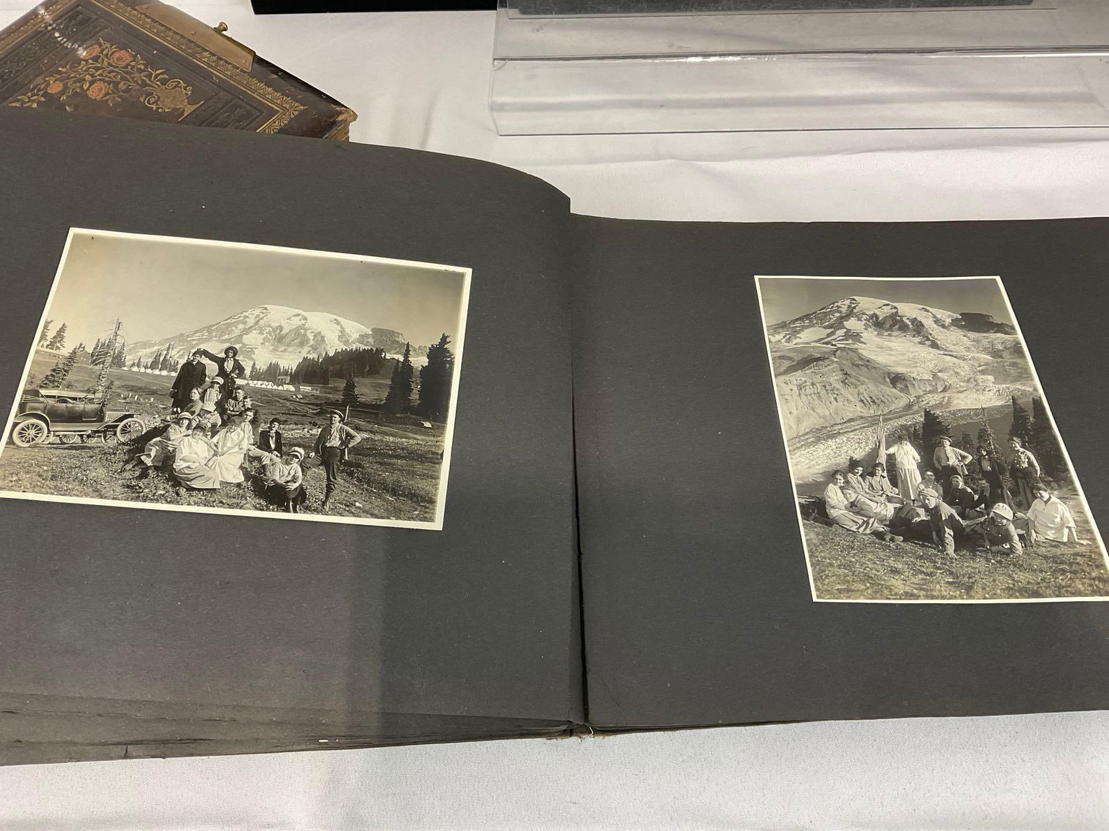 Pair of Antique Photo Albums, Portraits & 1900s Washington, Black & White - 16