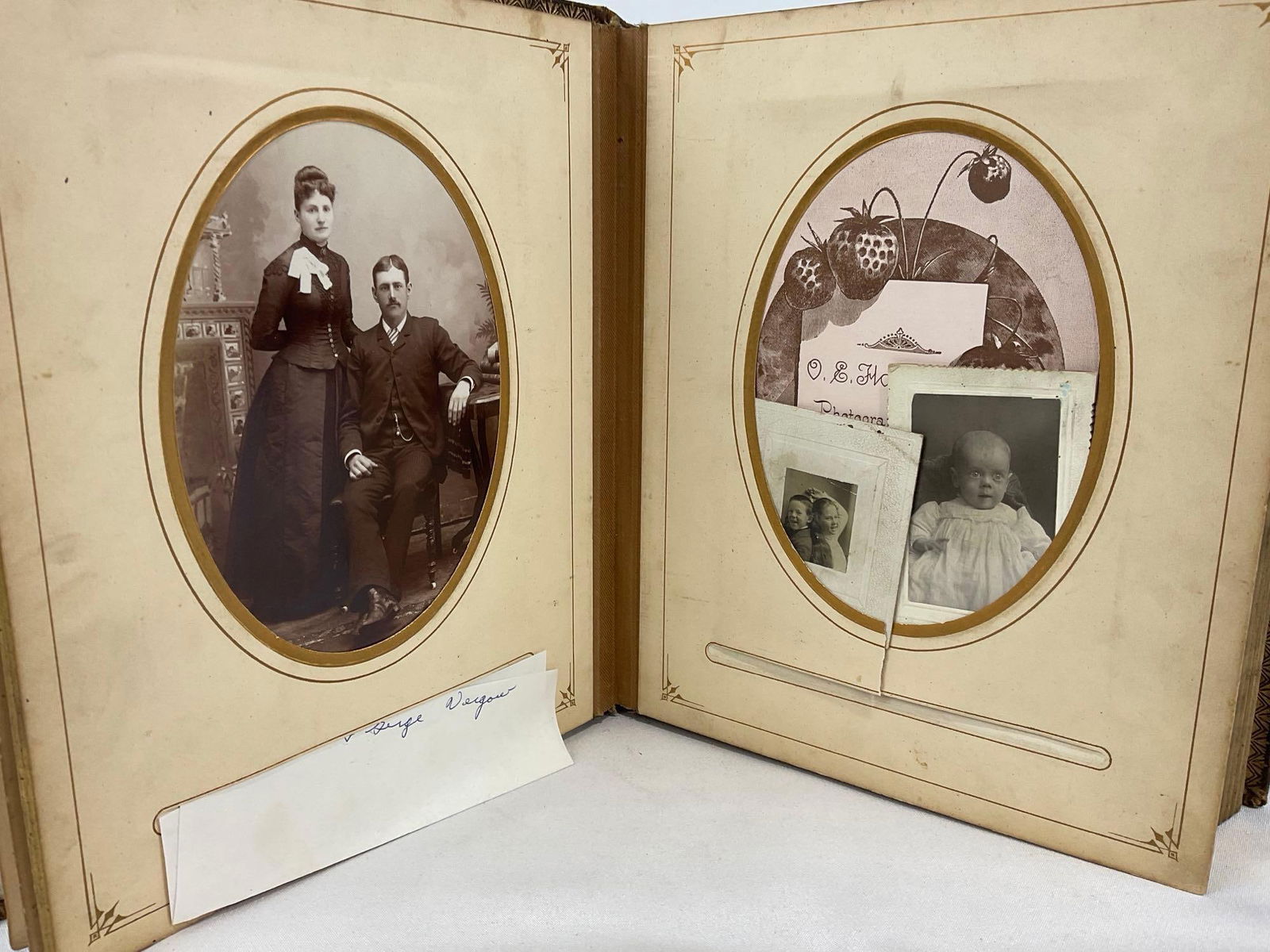 Pair of Antique Photo Albums, Portraits & 1900s Washington, Black & White - 7