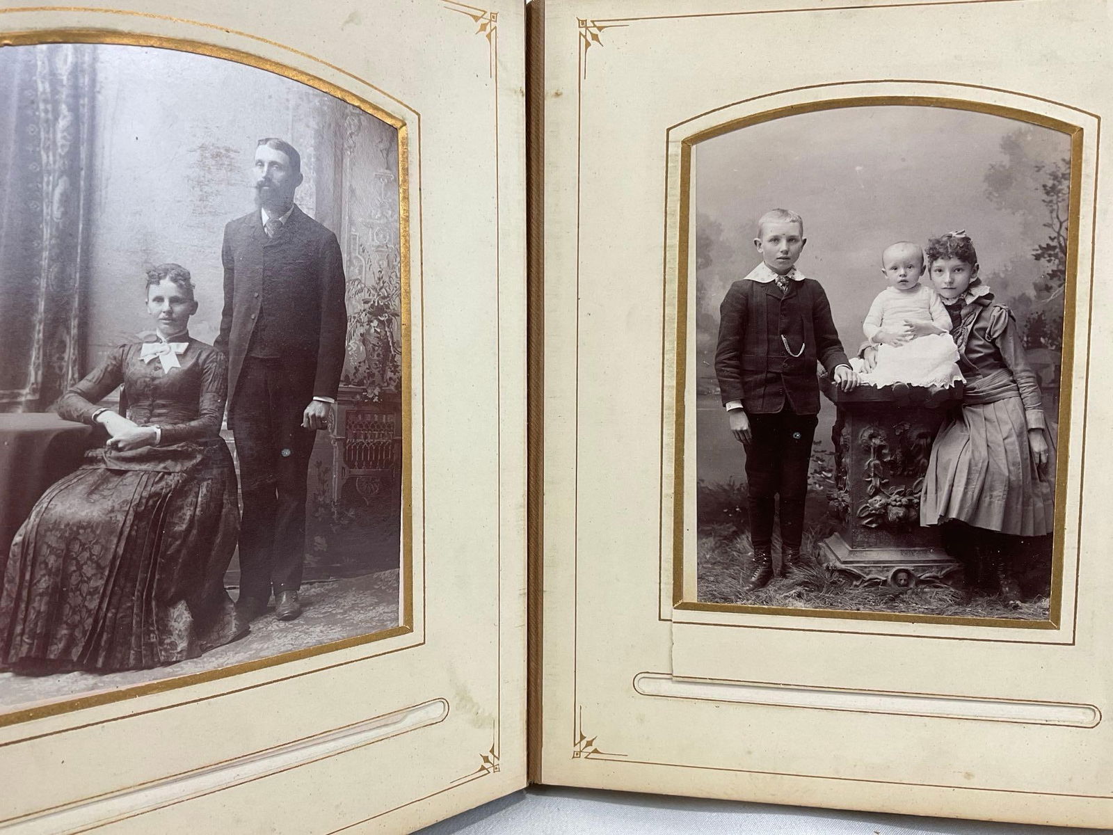 Pair of Antique Photo Albums, Portraits & 1900s Washington, Black & White - 9