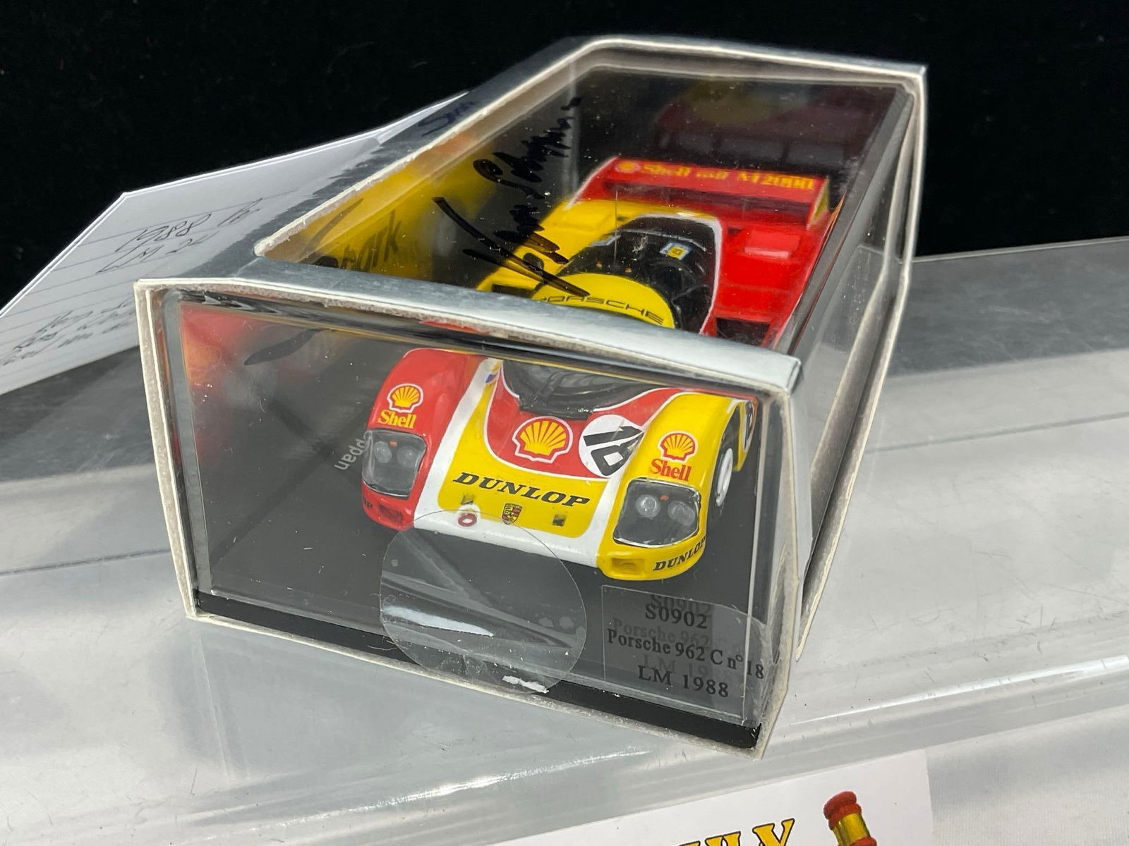 Spark Porsche 962C 1988 LM 24H Signed by Schuppan 1/43 Scale Diecast Car Model orig box - 3