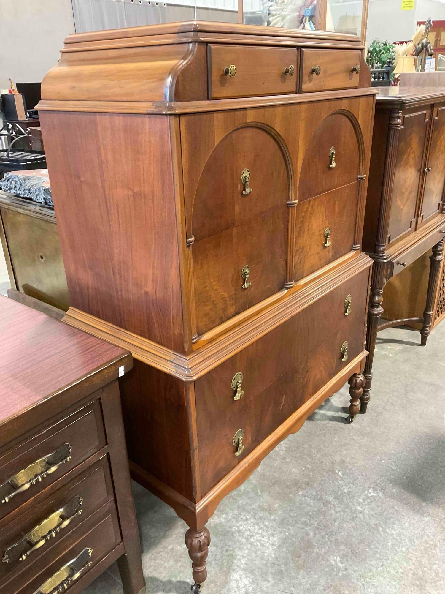 Lovely Antique 1920's Art Deco 6 drawer High Boy dresser W/ Walnut, Mahogany & maple Veneers - 2