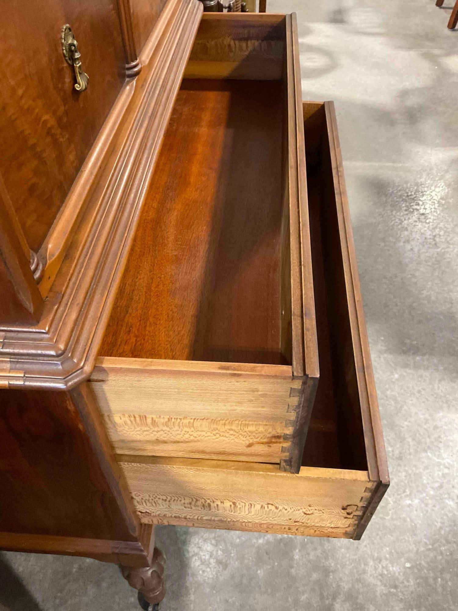 Lovely Antique 1920's Art Deco 6 drawer High Boy dresser W/ Walnut, Mahogany & maple Veneers - 9