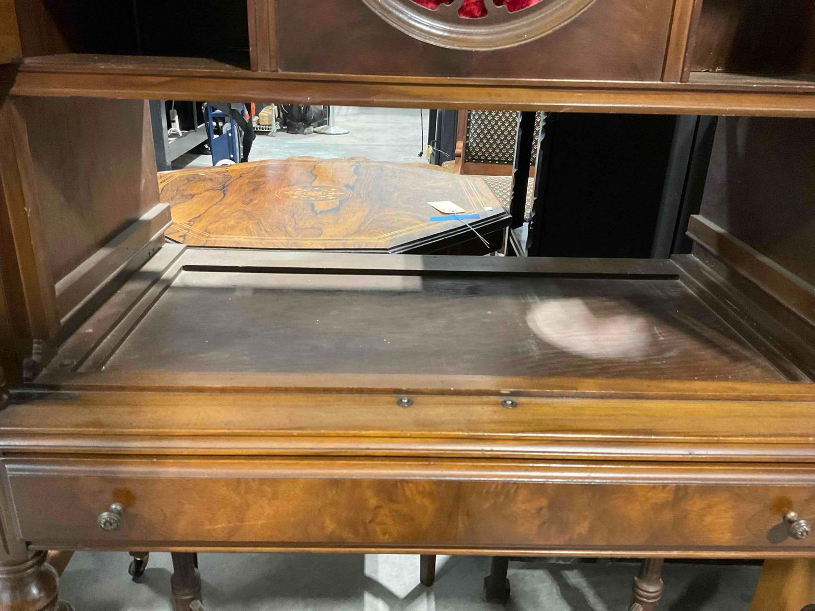 Vintage Philco? Walnut Finish Wooden Radio Cabinet w/ No Radio. Very Good Condition. - 6