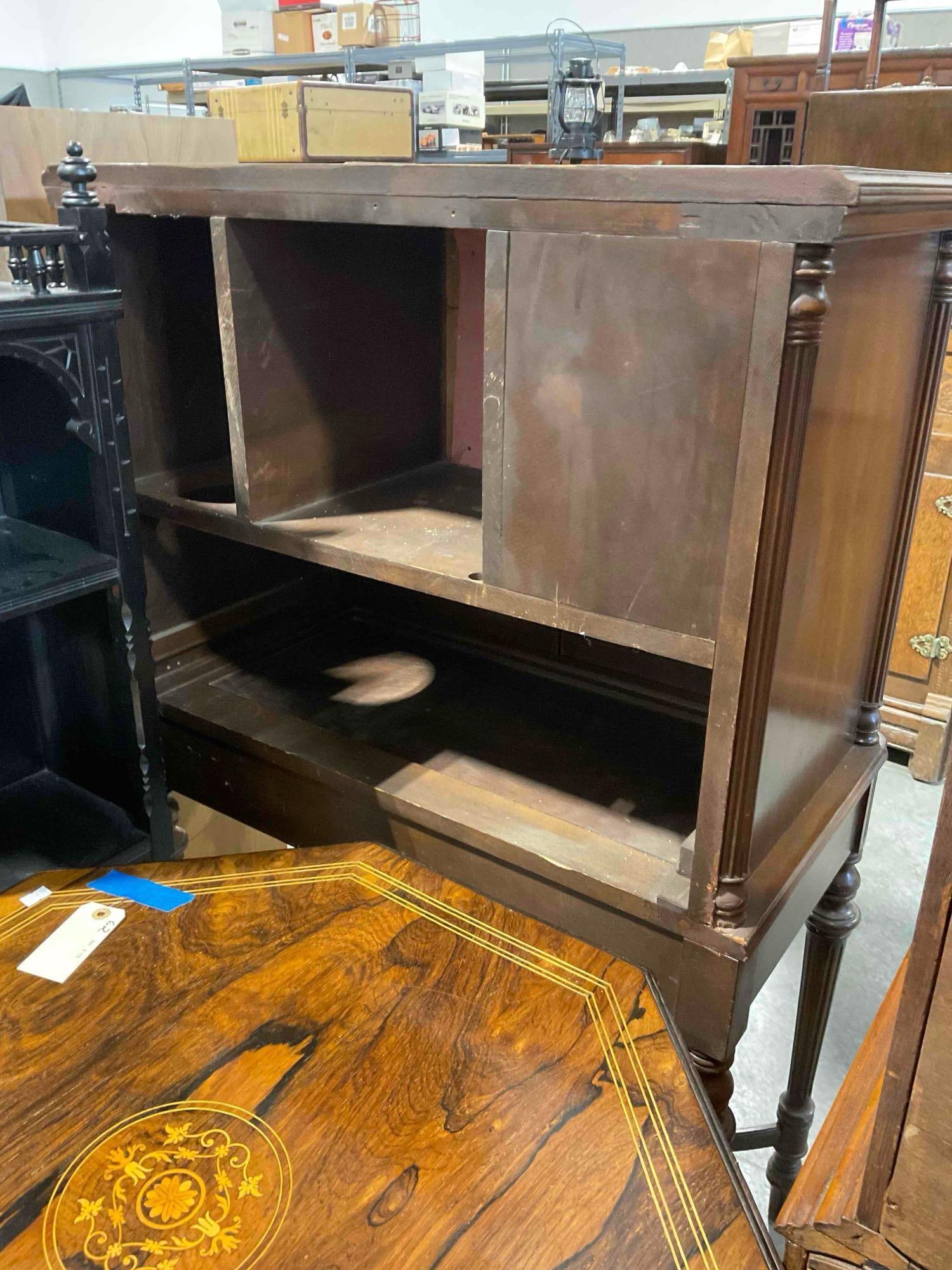 Vintage Philco? Walnut Finish Wooden Radio Cabinet w/ No Radio. Very Good Condition. - 8