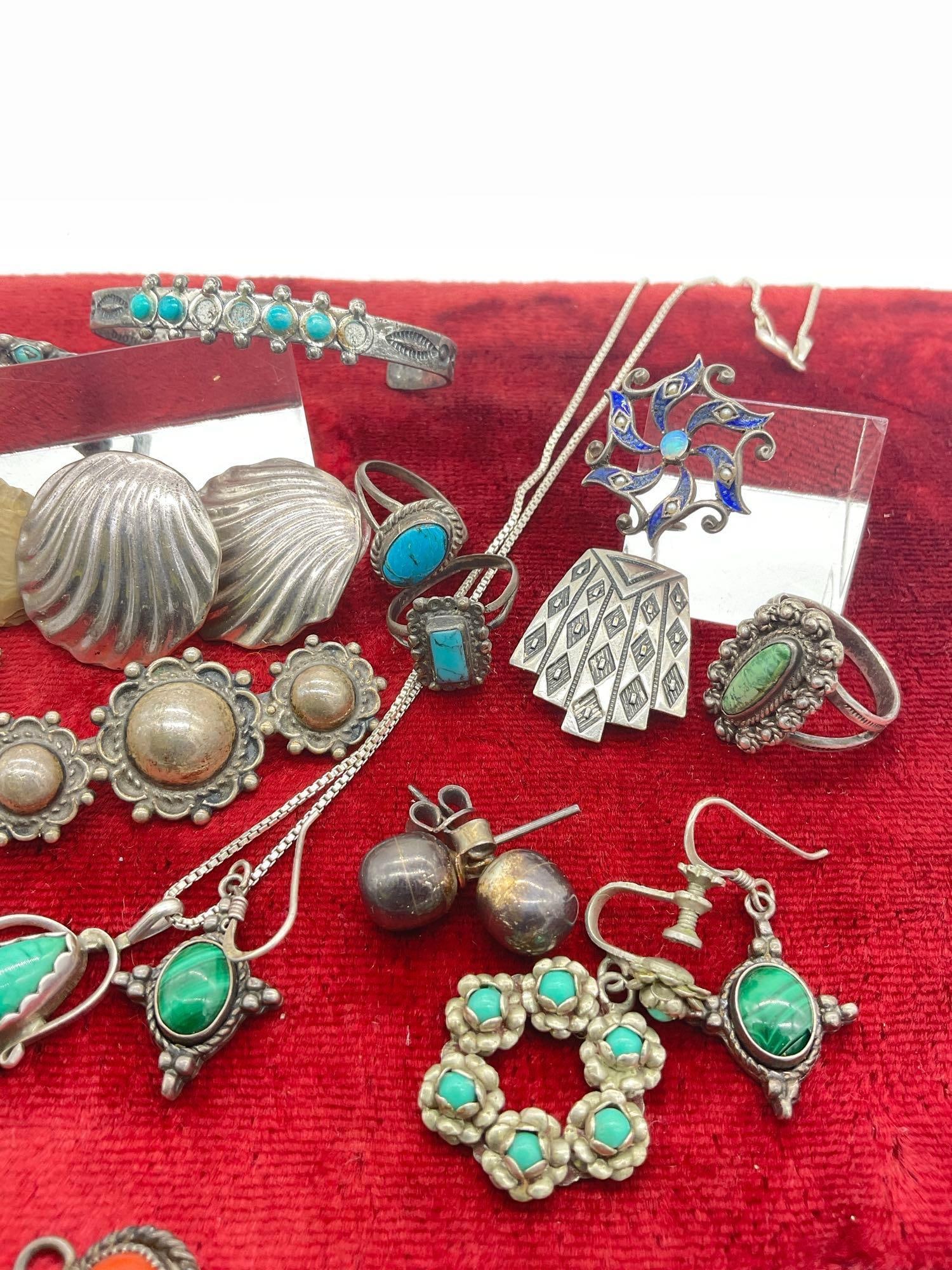 Selection Vintage & SW native American sterling silver Jewelry most marked or tested 67.28 grams - 3