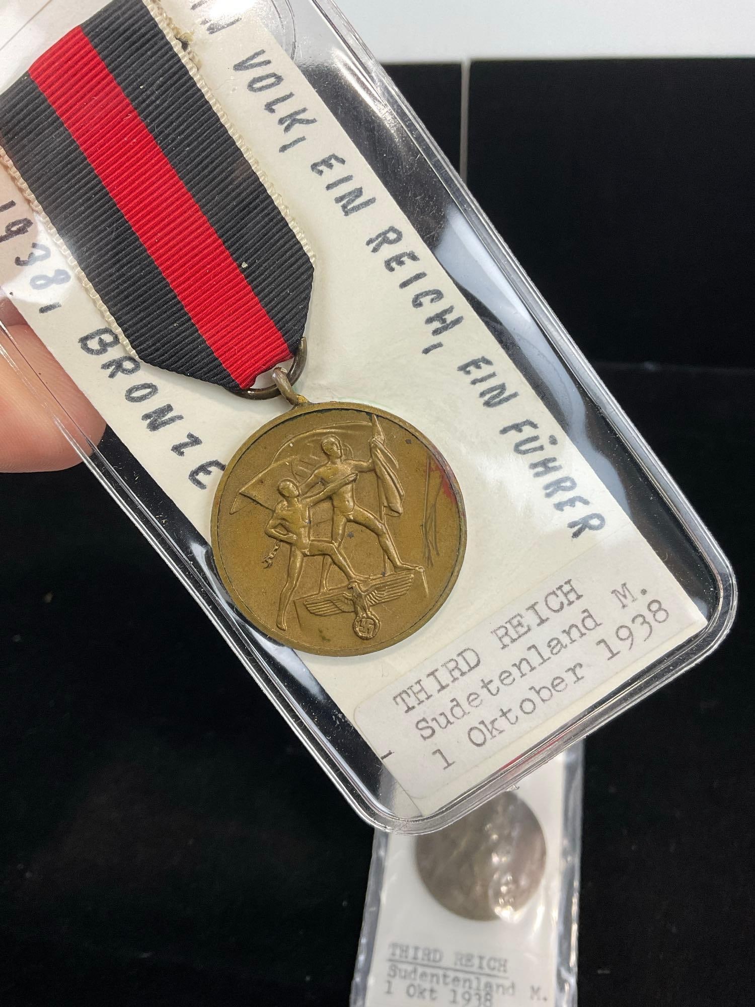 Pair of WW2 Era German Medals, Sudetenland Medals, 1 October 1938 - 2