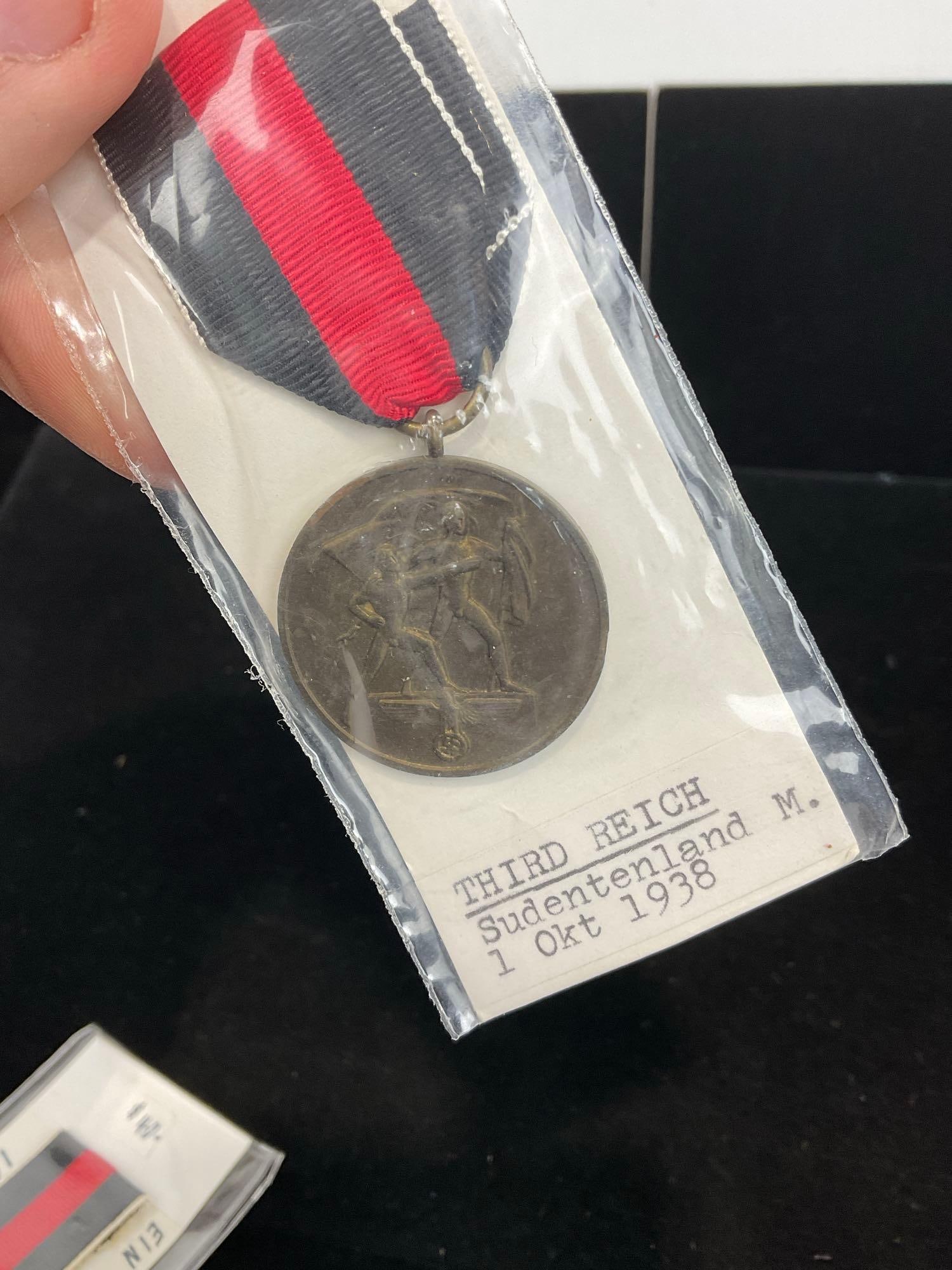 Pair of WW2 Era German Medals, Sudetenland Medals, 1 October 1938 - 3