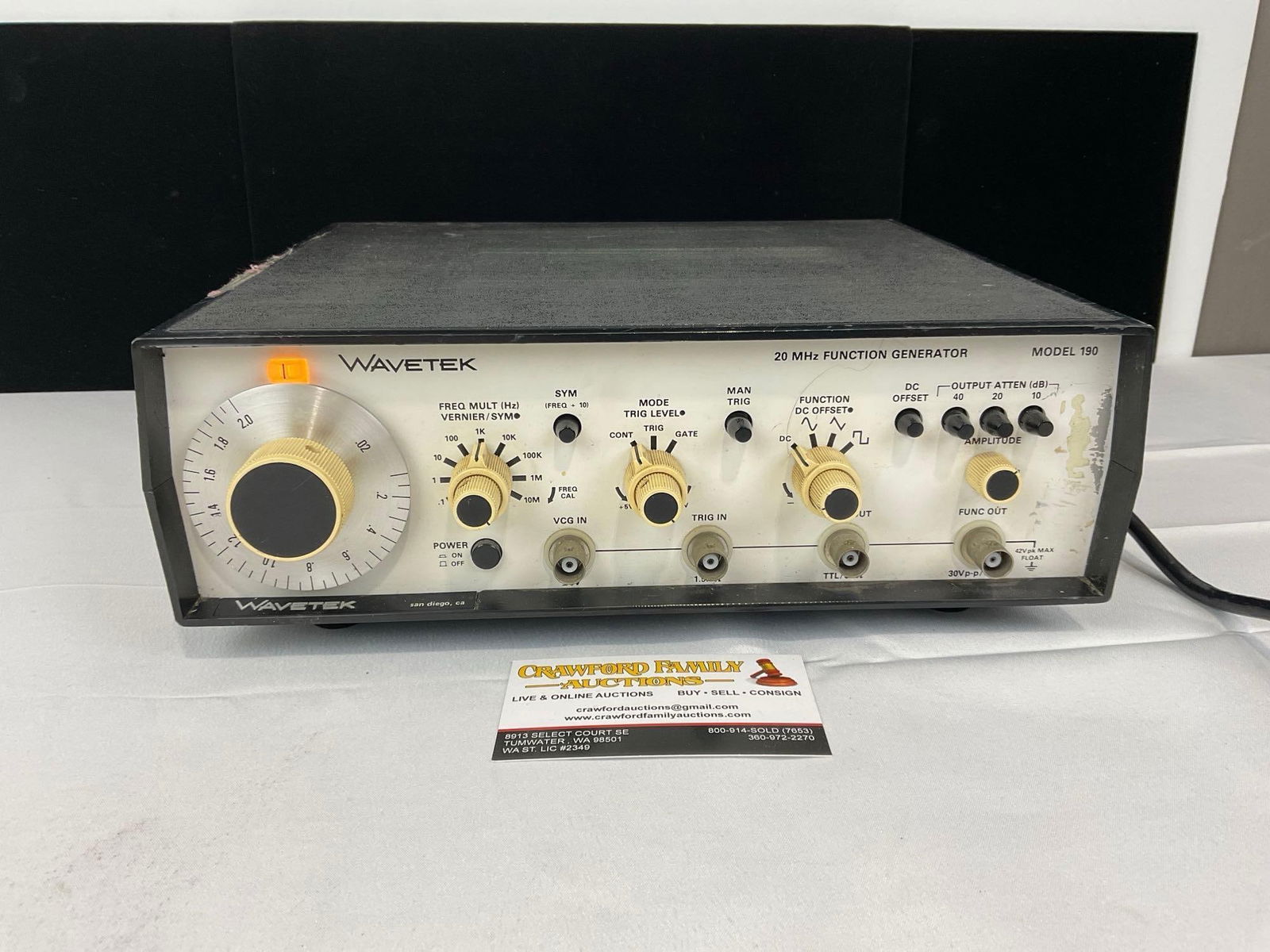 Vintage Wavetek Model 190 20MHz Function Generator, tested & powers on, 5h x 12w x 11d inches: Appears to be in good shape. The piece measures approx 5h x 12w x 11d inches. See pics. E-5360