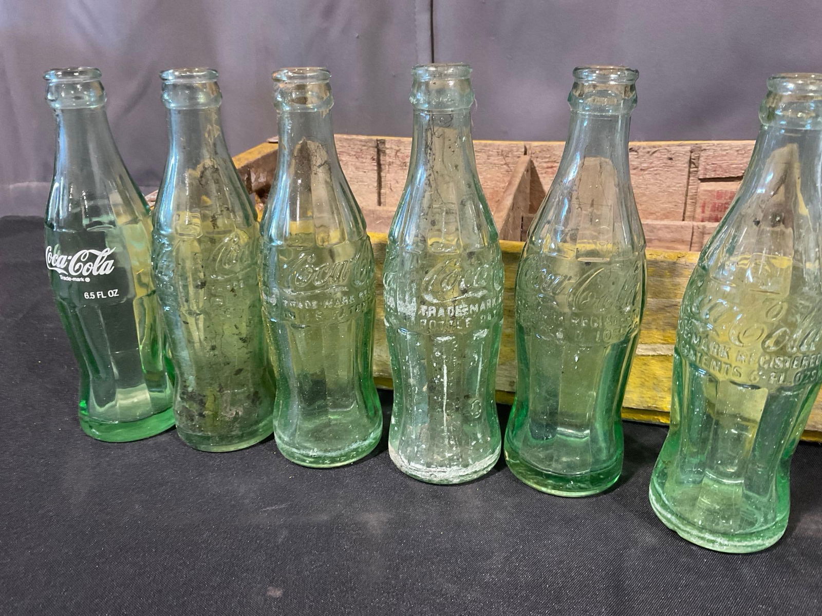 Vintage Wood & Iron Bottle Carrier, likely Coca-Cola, w/ 6 Green Glass 6.5 oz Coca-Cola Bottles - 4