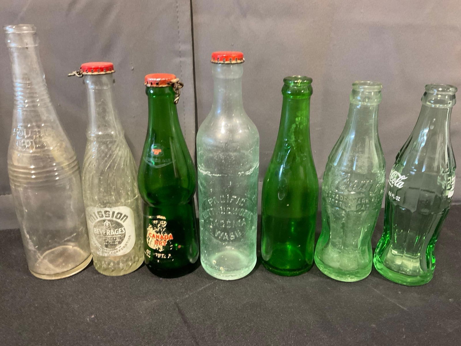25 Glass Bottles, Afri-Cola, Coca-Cola incl 92 Barcelona Olympics, Vernor, Grapette & more - 7