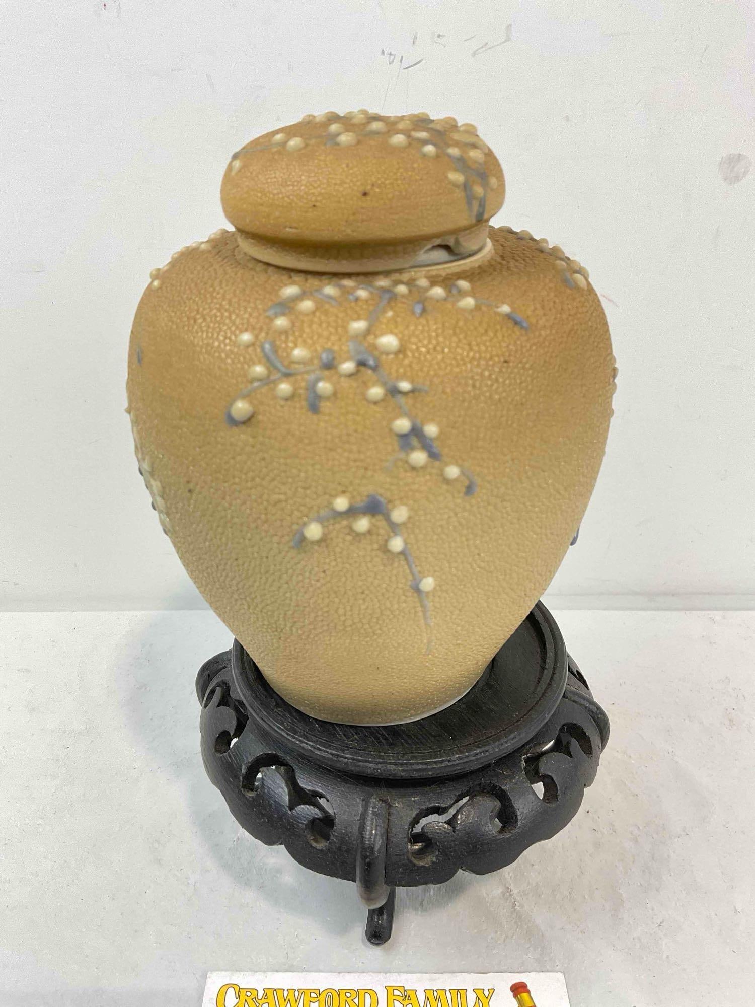 Vintage Chinese Beige & Blue Ceramic Jar on Wooden Stand. Very Good Condition. See pics. - 4