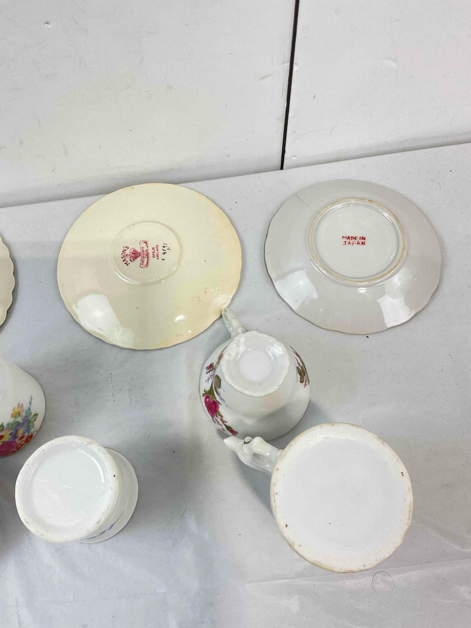 19 pcs Vintage Ceramic Demitasse Cup & Saucer Collection, incl. Copeland Spode & More! See pics - 6