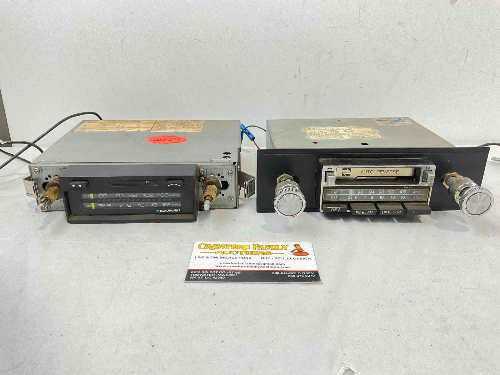 2 pcs Vintage Car Radios, incl. Blauplunkt Model CR-8000 & Sanyo Model Ft-C6. Untested. (1 of 6)
