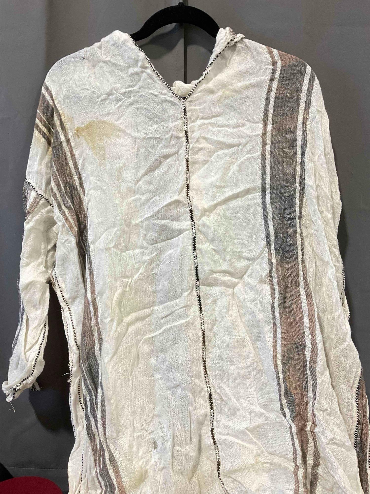 5 pcs Vintage Moroccan Clothing, incl. 2x Red Hats, 1x Pair Leather Shoes, 2x Long Tops. See pics. - 3