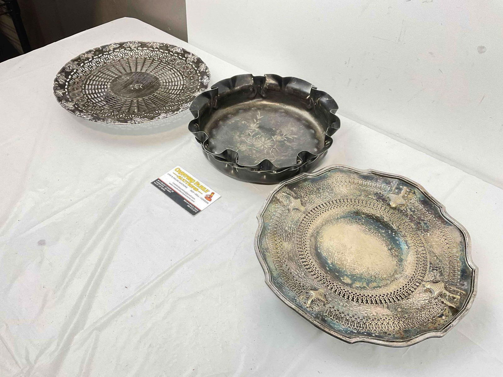 3 pcs Vintage Silver Plated Serving Trays, incl. Rogers & Sheffield. Very Good Condition. See pics. - 2