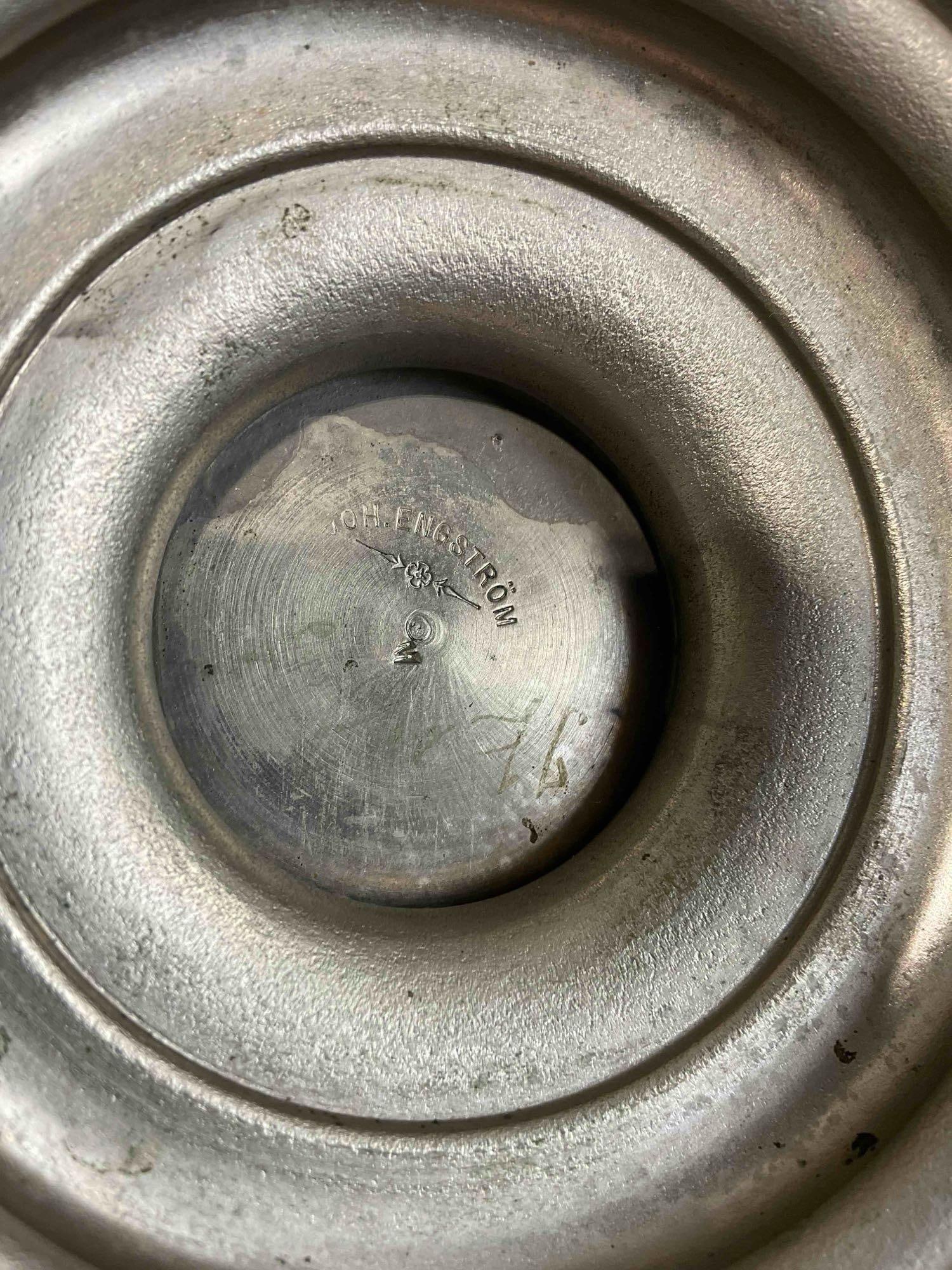 3 pcs Antique Silver Plated Tea Pots, incl. Crescent, Meriden & Engstrom. Very Good Condition. - 10