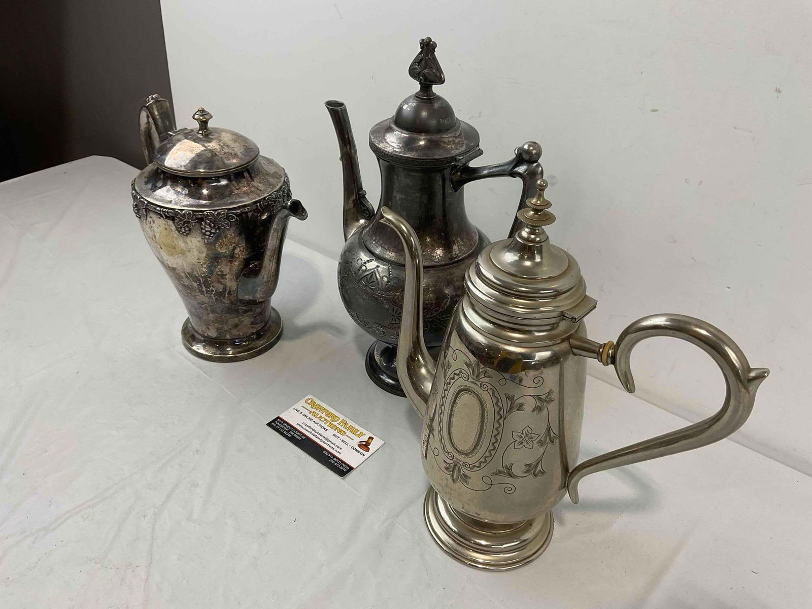 3 pcs Antique Silver Plated Tea Pots, incl. Crescent, Meriden & Engstrom. Very Good Condition. - 2