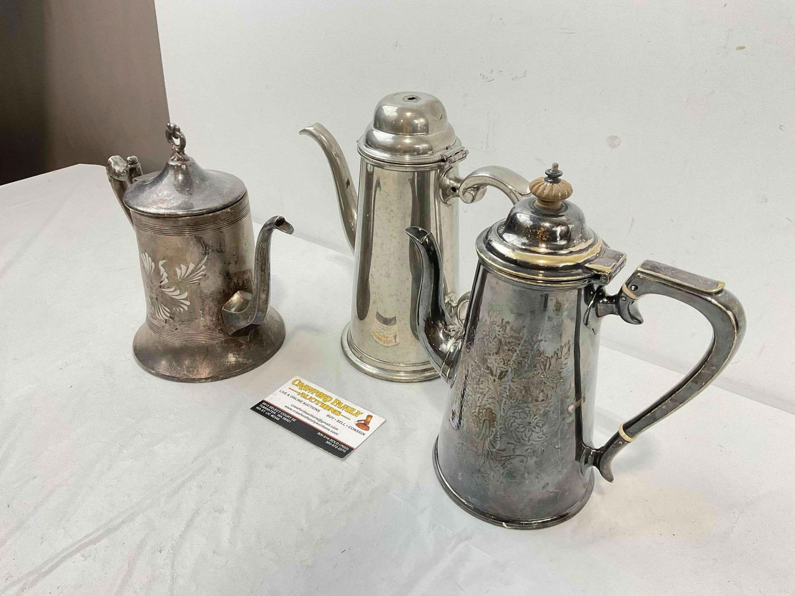 3 pcs Vintage Tea Pots, incl. 2x Silver Plate & 1x Pewter. Sheffield & Sportcraft Makers. See pics. - 2