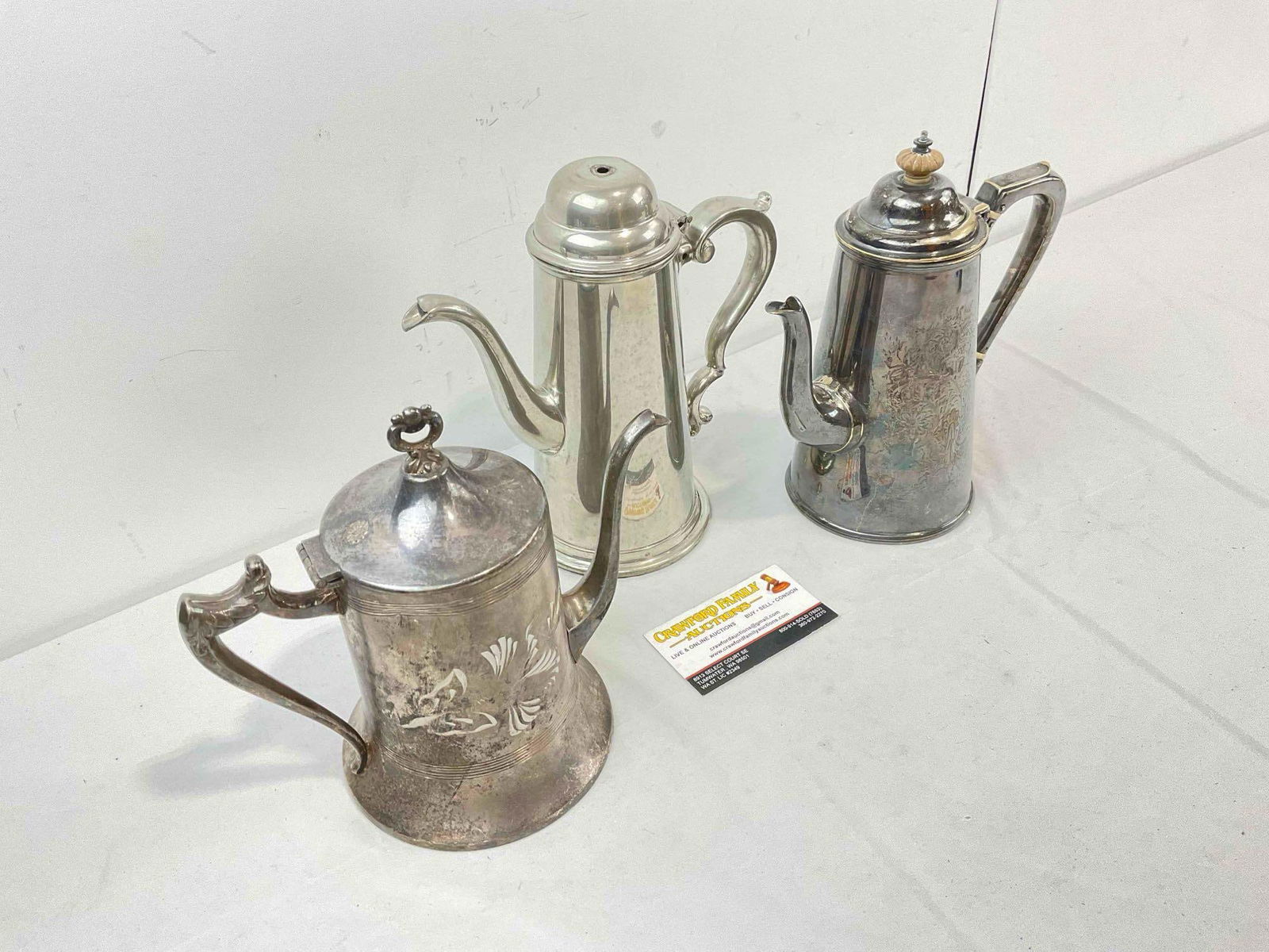 3 pcs Vintage Tea Pots, incl. 2x Silver Plate & 1x Pewter. Sheffield & Sportcraft Makers. See pics. - 3
