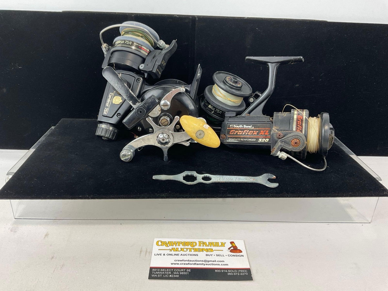 South Bend Graflex XL, Ocean City 936 Fishing Reels, & Cardinal 754 w/ two more tops, 5h x 10w x 9d (1 of 4)