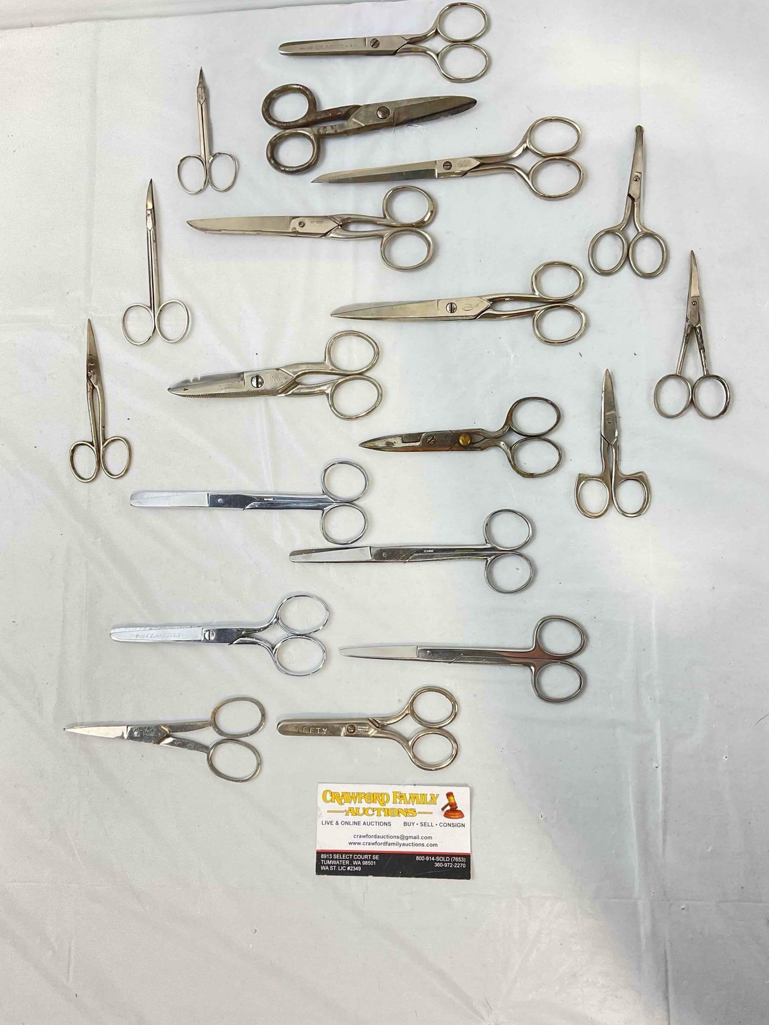 19 pcs Vintage Steel Scissor Assortment, incl. Clauss, Wiss, Samman, KleenCut & More. See pics.: 19 pcs Vintage Steel Scissor Assortment, incl. Clauss, Wiss, Samman, KleenCut & More. Also Includes Wiss Bell System Electrician Scissors, Parkwright, La Cross & More! Largest measures 9" x