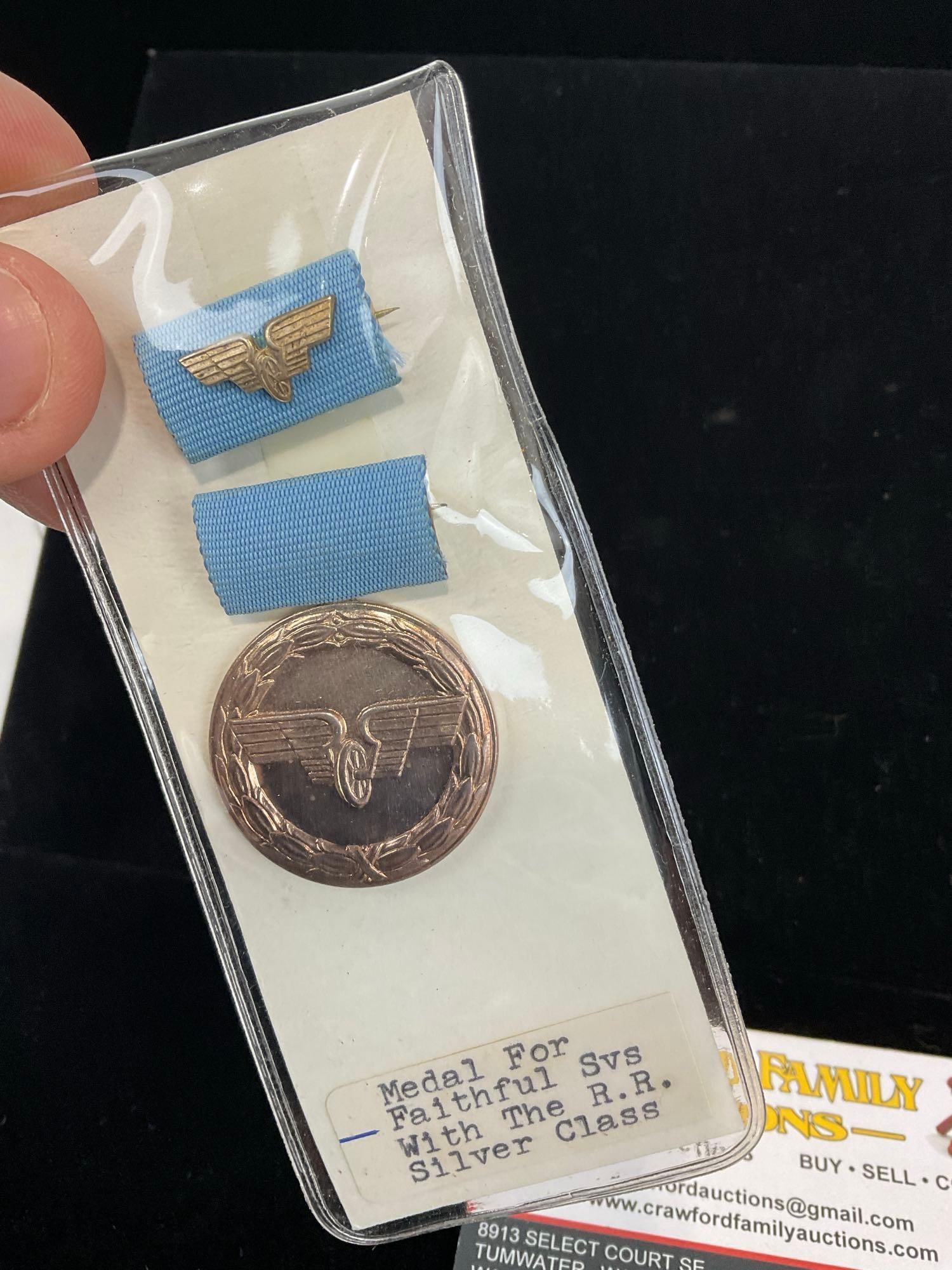 3 GDR East German Medals, Faithful Service Medal, Peoples Air Force & Railroad - 4