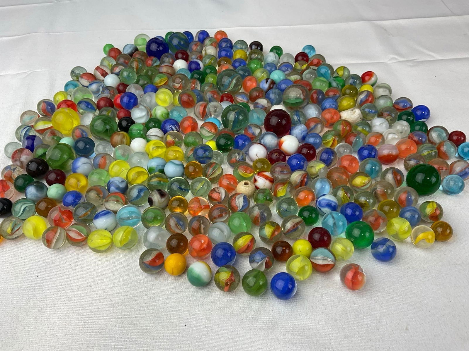 Collection of 1950s and older Marbles, many styles & colors, Small & Large - 2