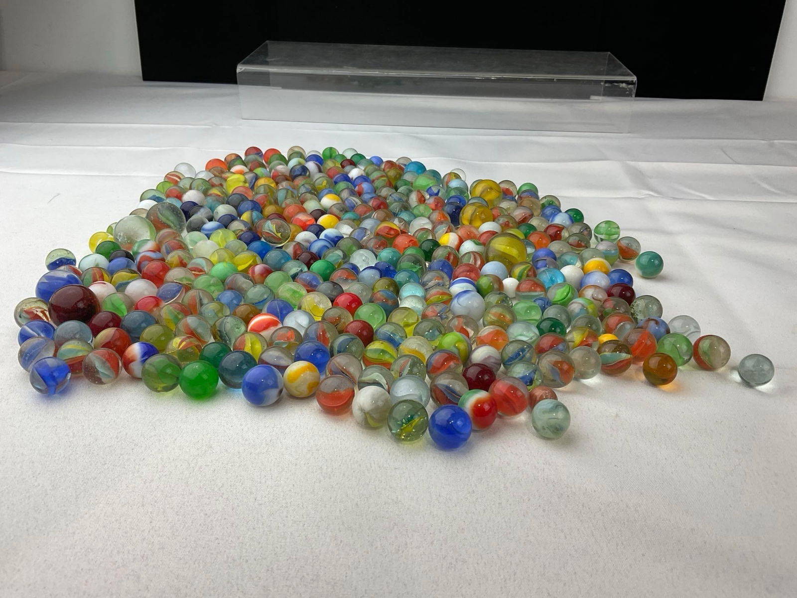 Collection of 1950s and older Marbles, many styles & colors, Small & Large - 4