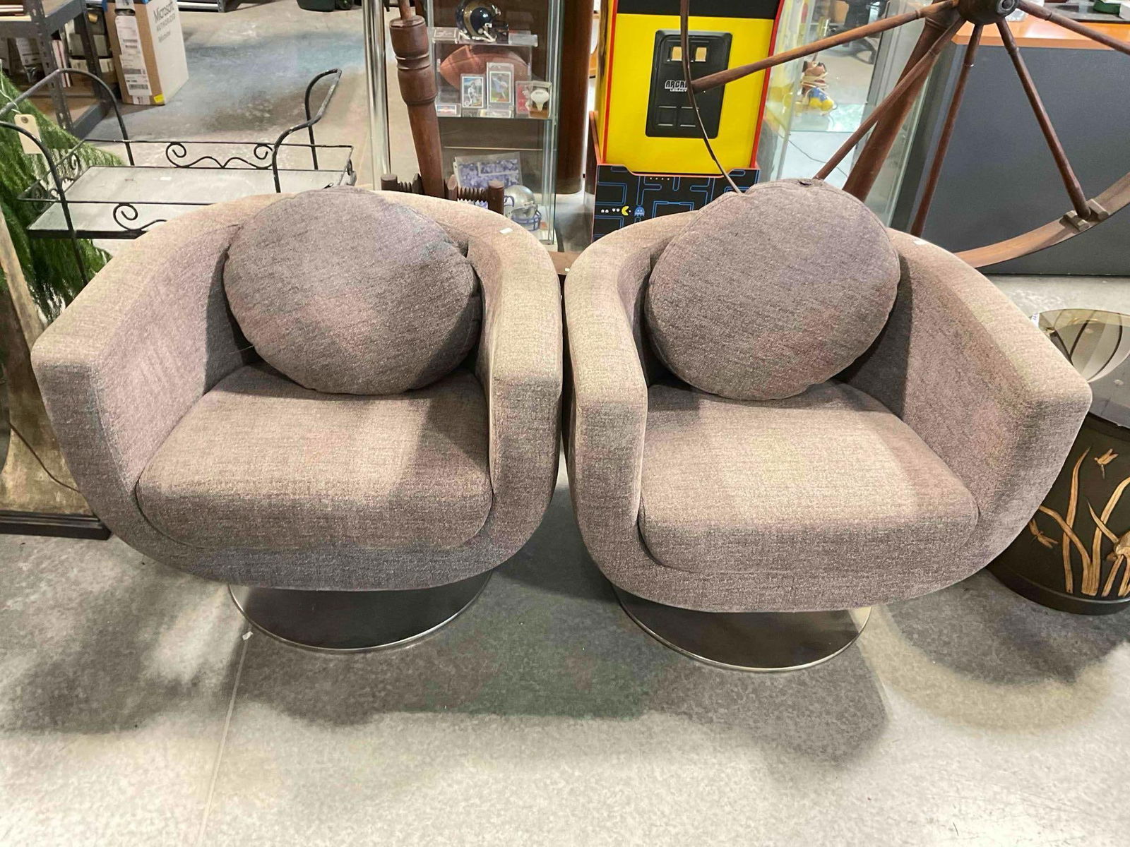 Pair of Modern U-Shaped Swivel Chairs w/ Sandy Brown Upholstery. Excellent Condition. See pics.: Pair of Modern U-Shaped Swivel Chairs w/ Sandy Brown Upholstery. Excellent Condition. No maker mark. Each measures 31" x 26" x 25" DM-5550 *Freight Required if shipped, Buyer