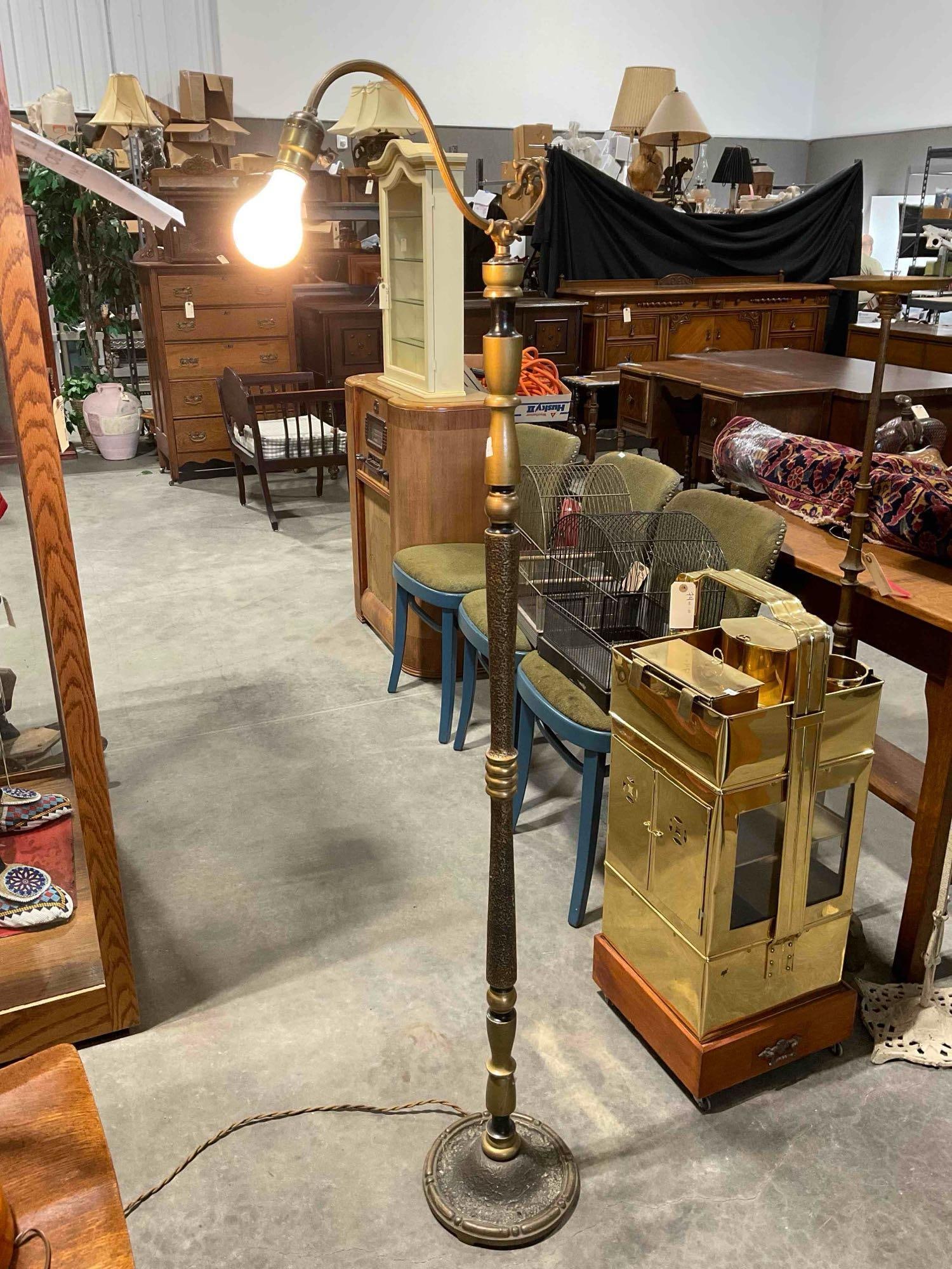 Vintage Wood & Brass Floor Lamp. Tested, Works. Very Good Condition. See pics. (1 of 6)