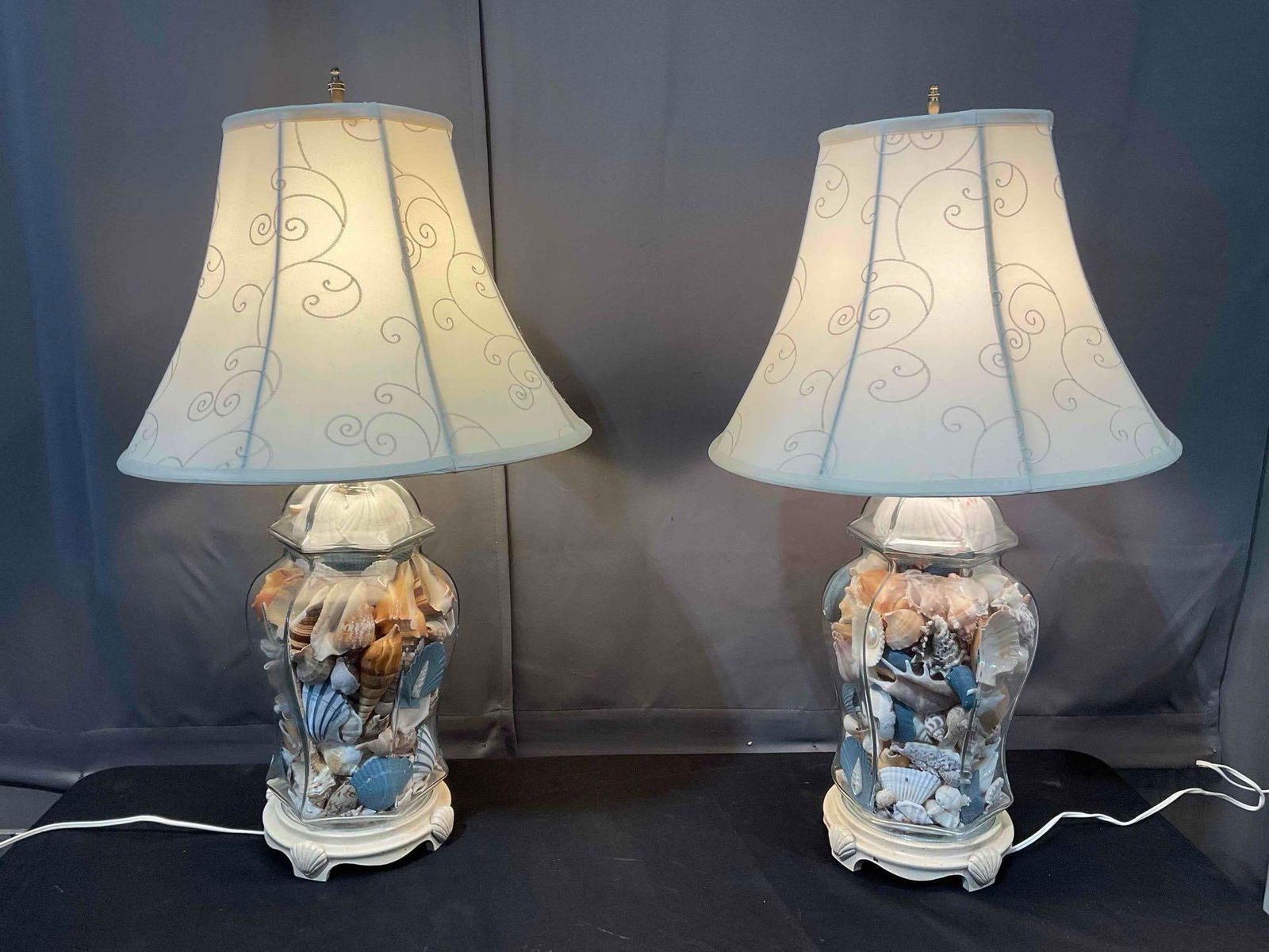 Pair of Vintage Glass & Wood Table Lamps w/ Seashell Motif. Tested, Work. Excellent Condition. (1 of 8)