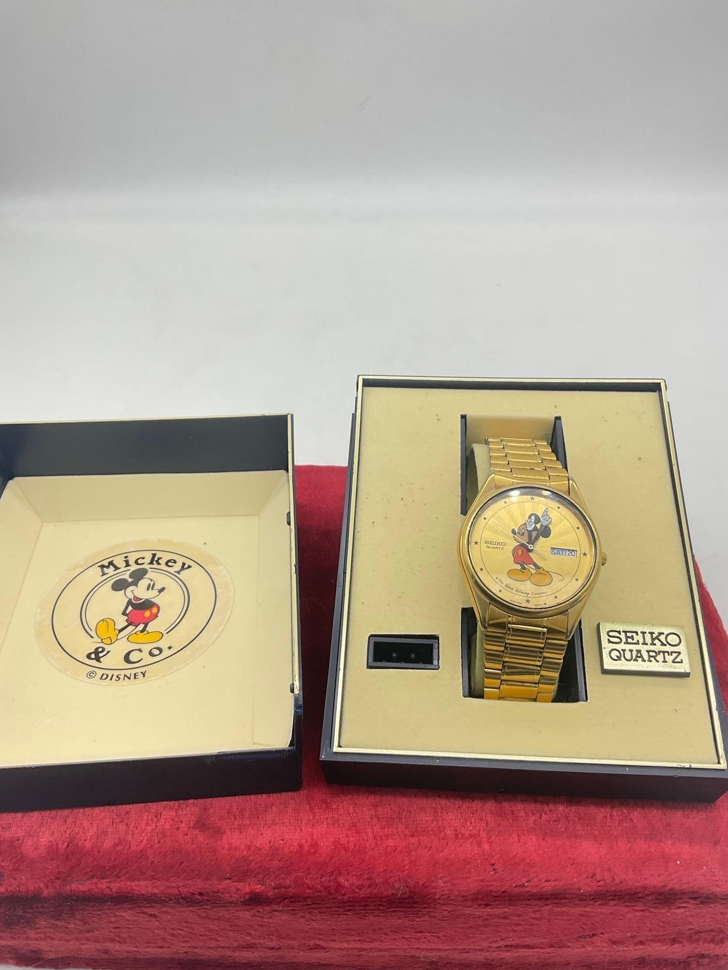 Rare Seiko Gold toned Walt Disney Mickey Mouse Watch Like new in OG box 5H23-8A09: c-414 needs battery sold as-is 
